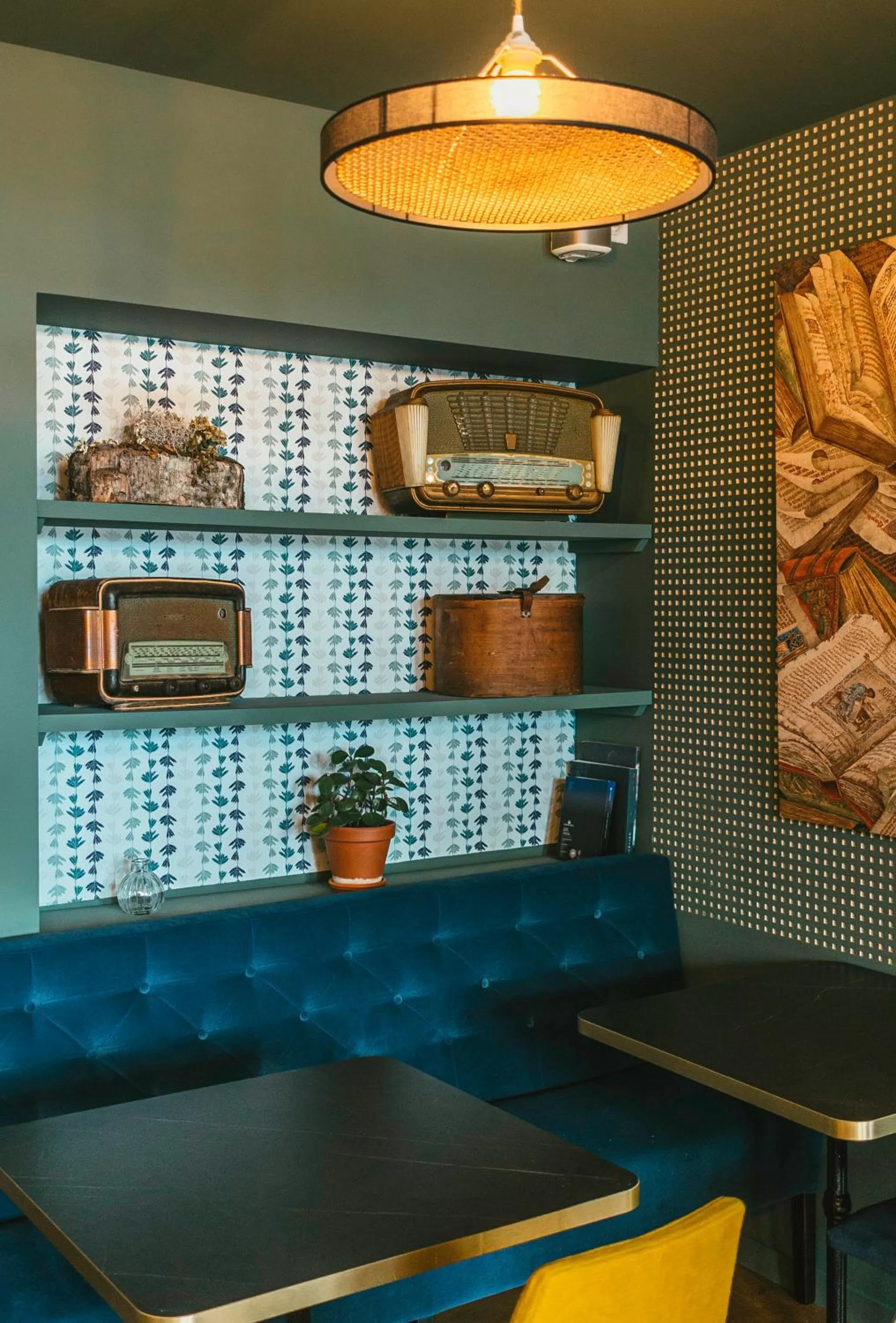 Restaurant/places to eat in Mayrena Hotel Restaurant