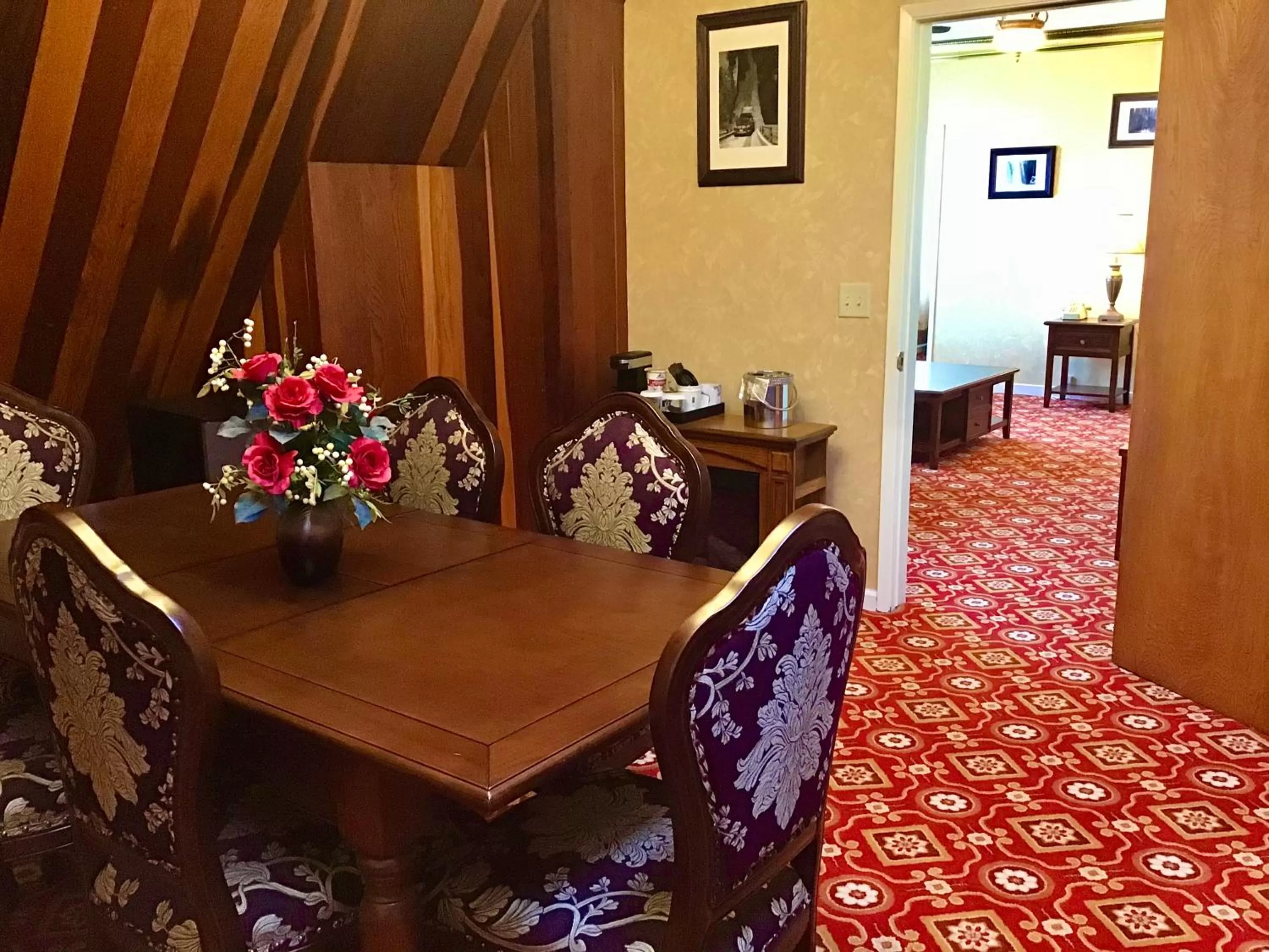 Seating area in Eureka Inn, Trademark Collection by Wyndham