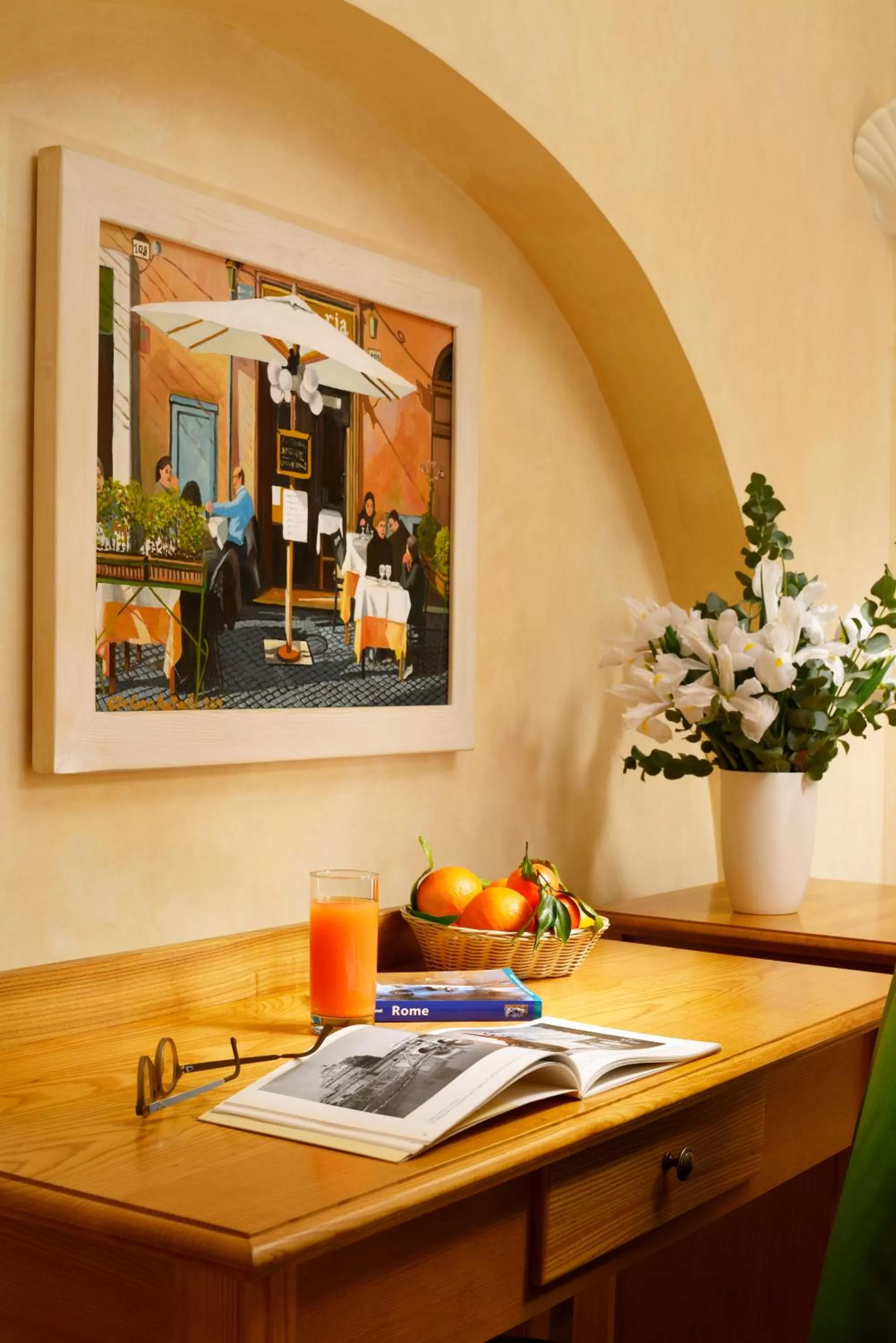 Seating area in Hotel Santa Maria