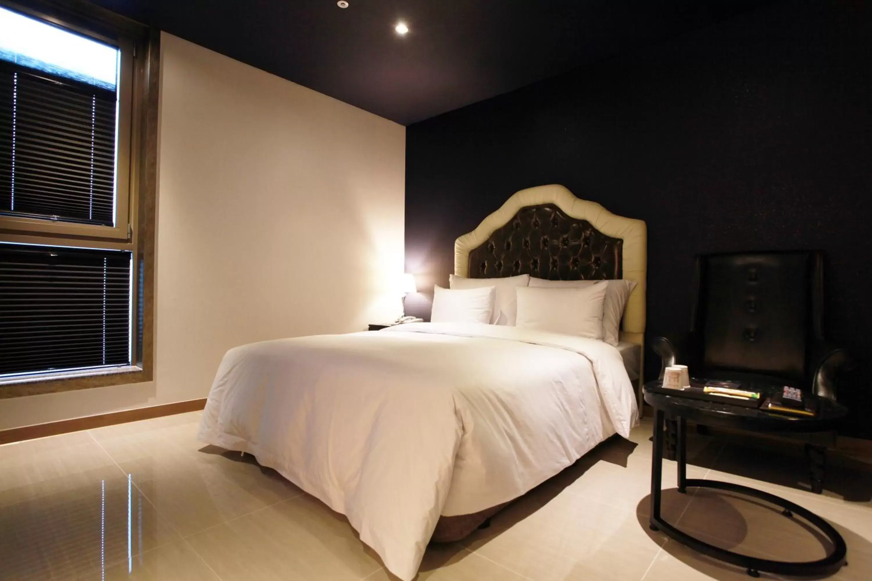 Photo of the whole room, Bed in Boutique Hotel SB Yeouido Photo of the whole room, Bed in Boutique Hotel SB Yeouido
