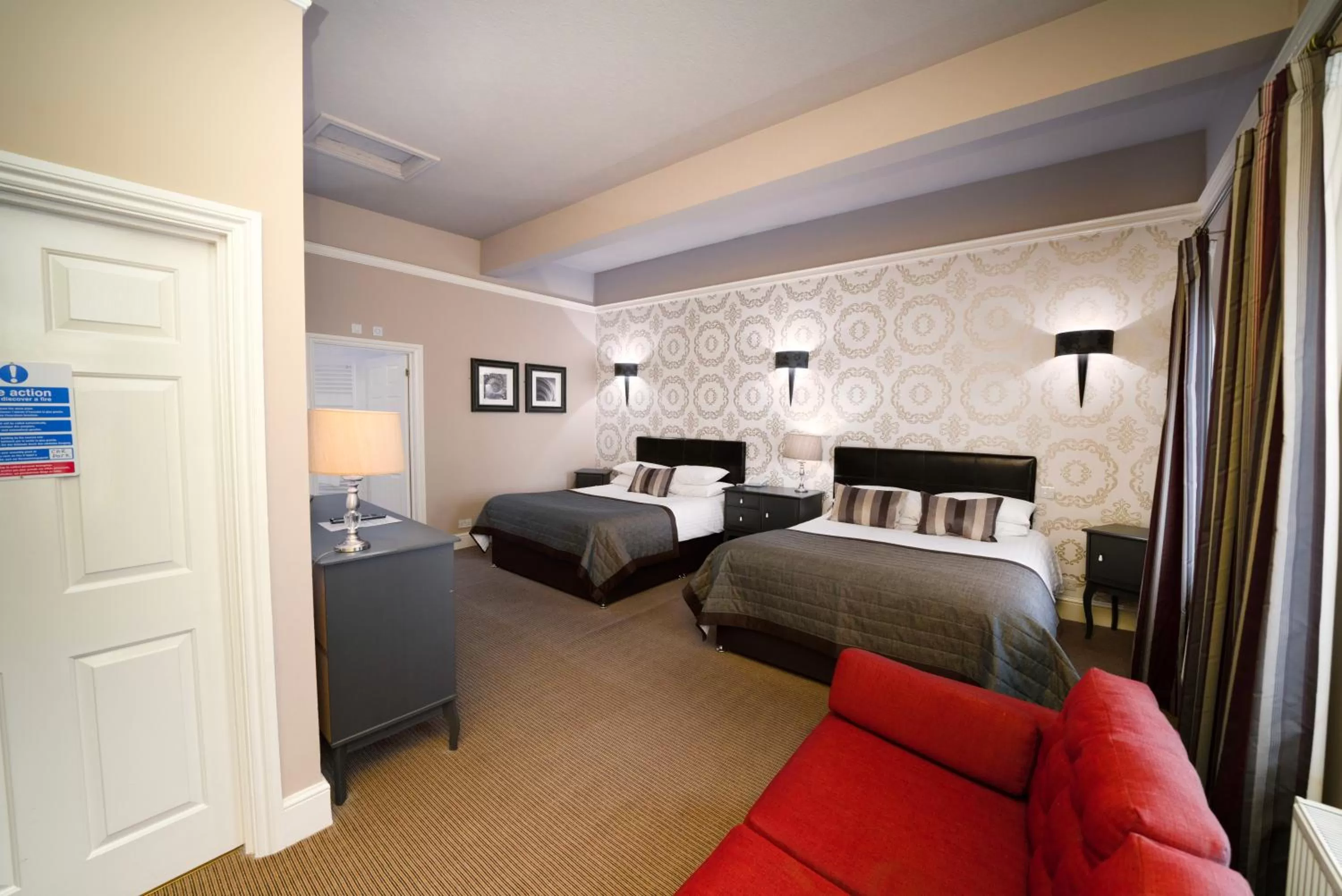 Bedroom, Bed in The Angel Hotel