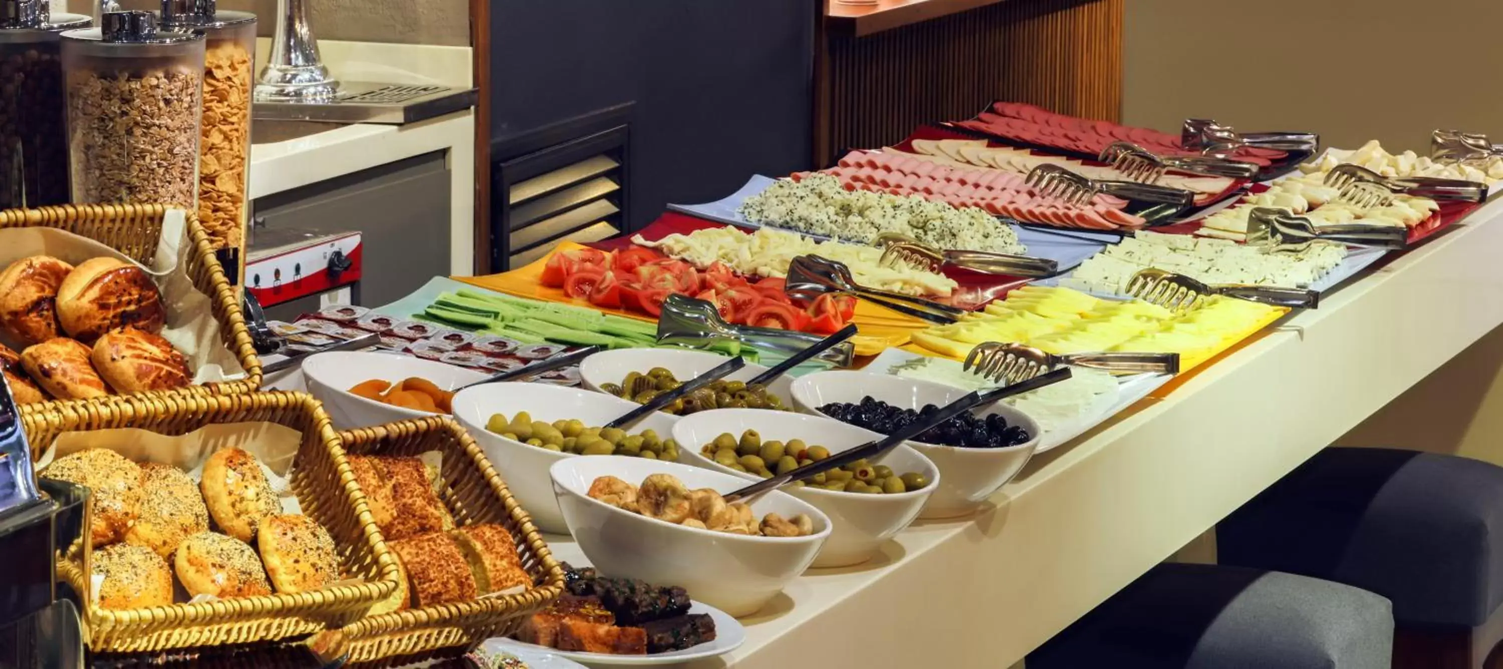 Buffet breakfast, Food in Orka Taksim Suites & Hotel