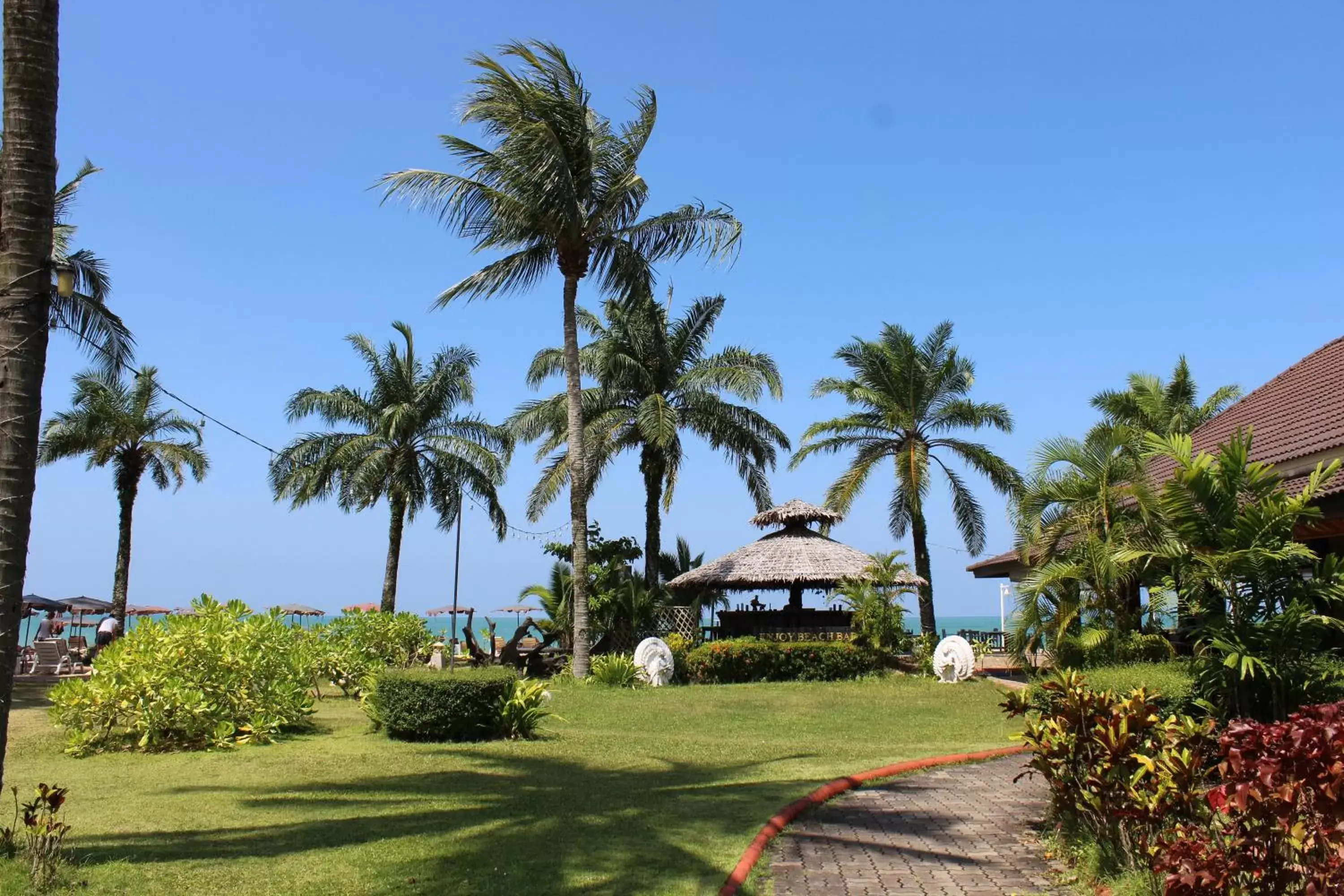 Restaurant/places to eat, Garden in Sudala Beach Resort