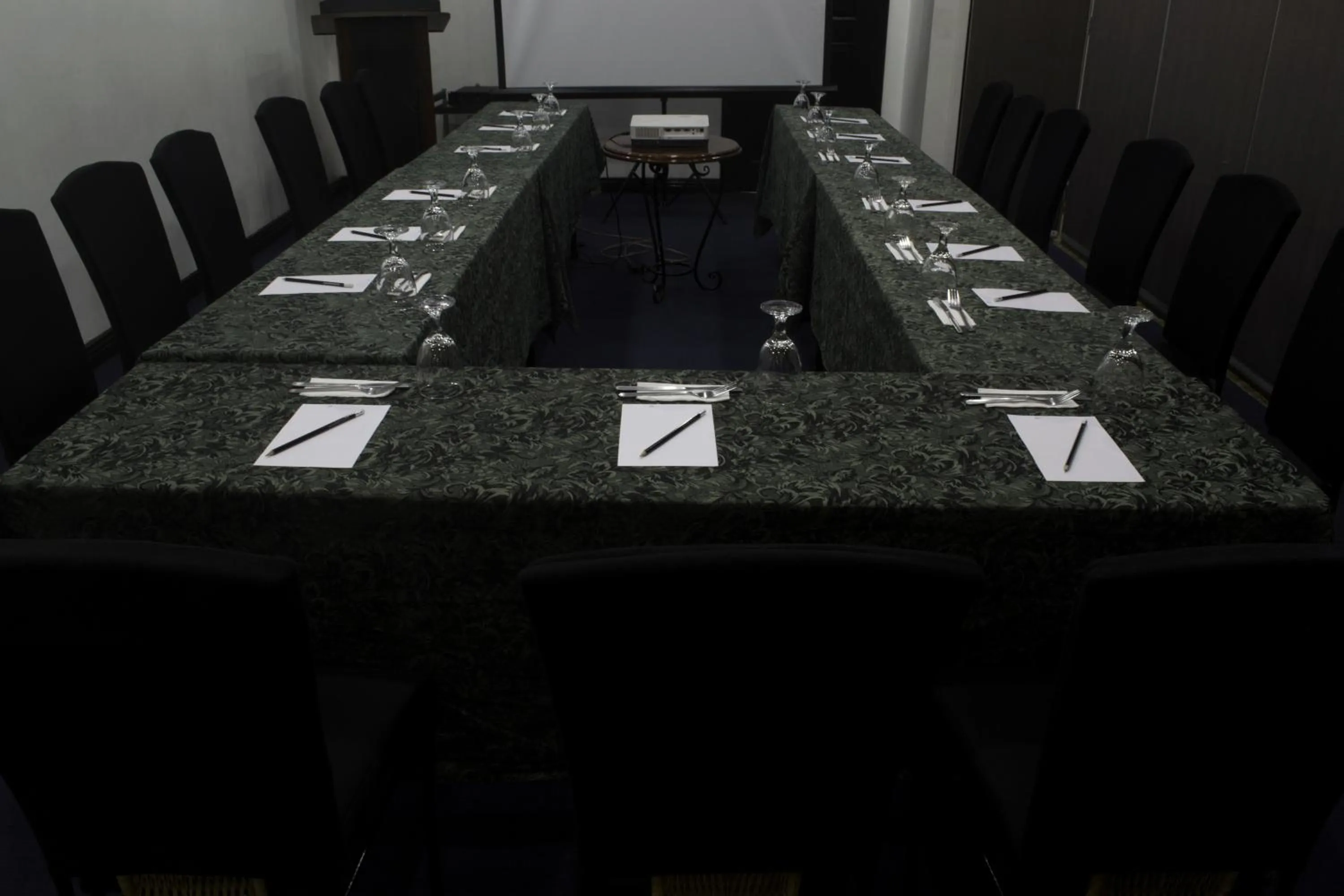 Banquet/Function facilities in El Cielito Inn - Sta. Rosa