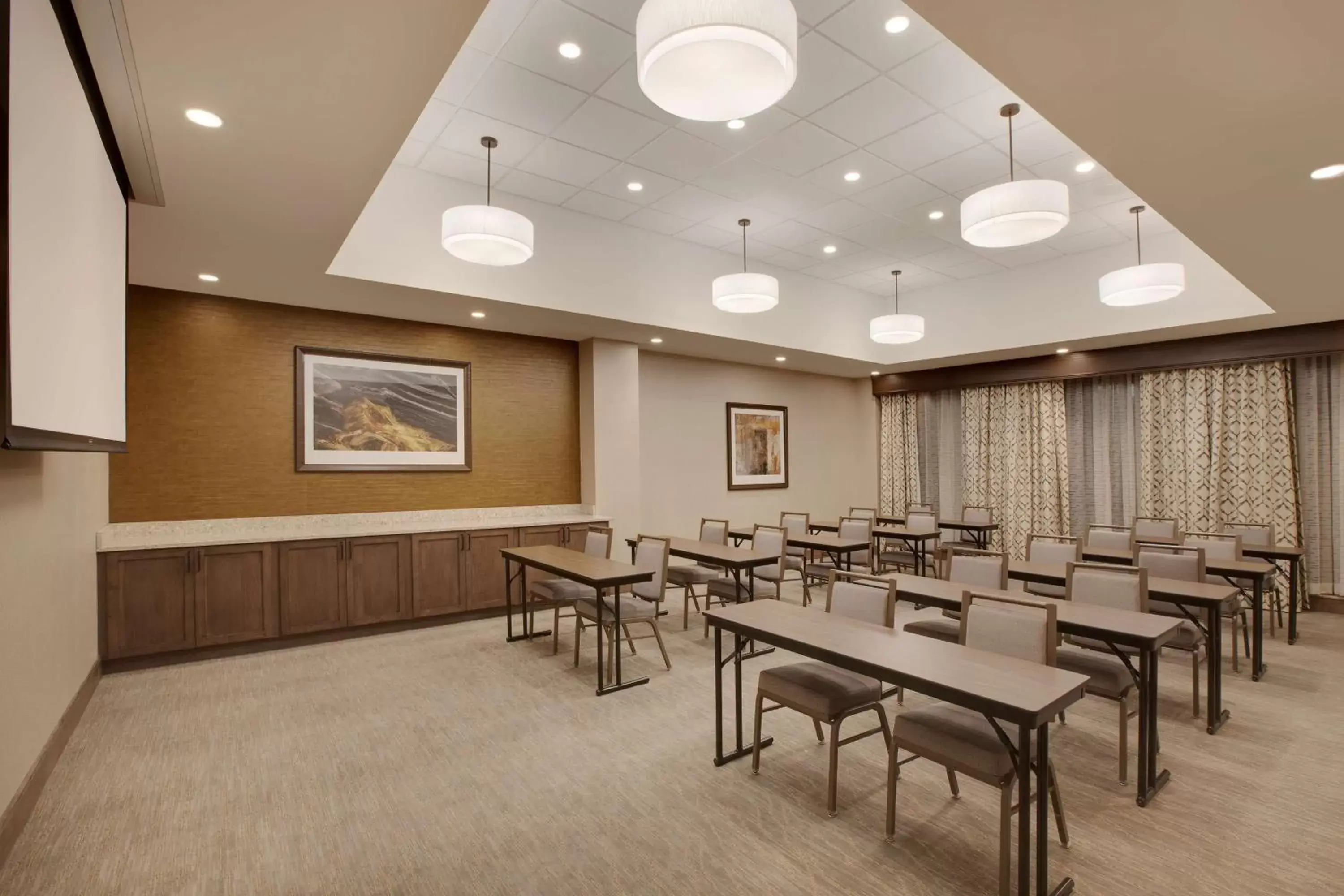 Meeting/conference room in Homewood Suites By Hilton Louisville Downtown