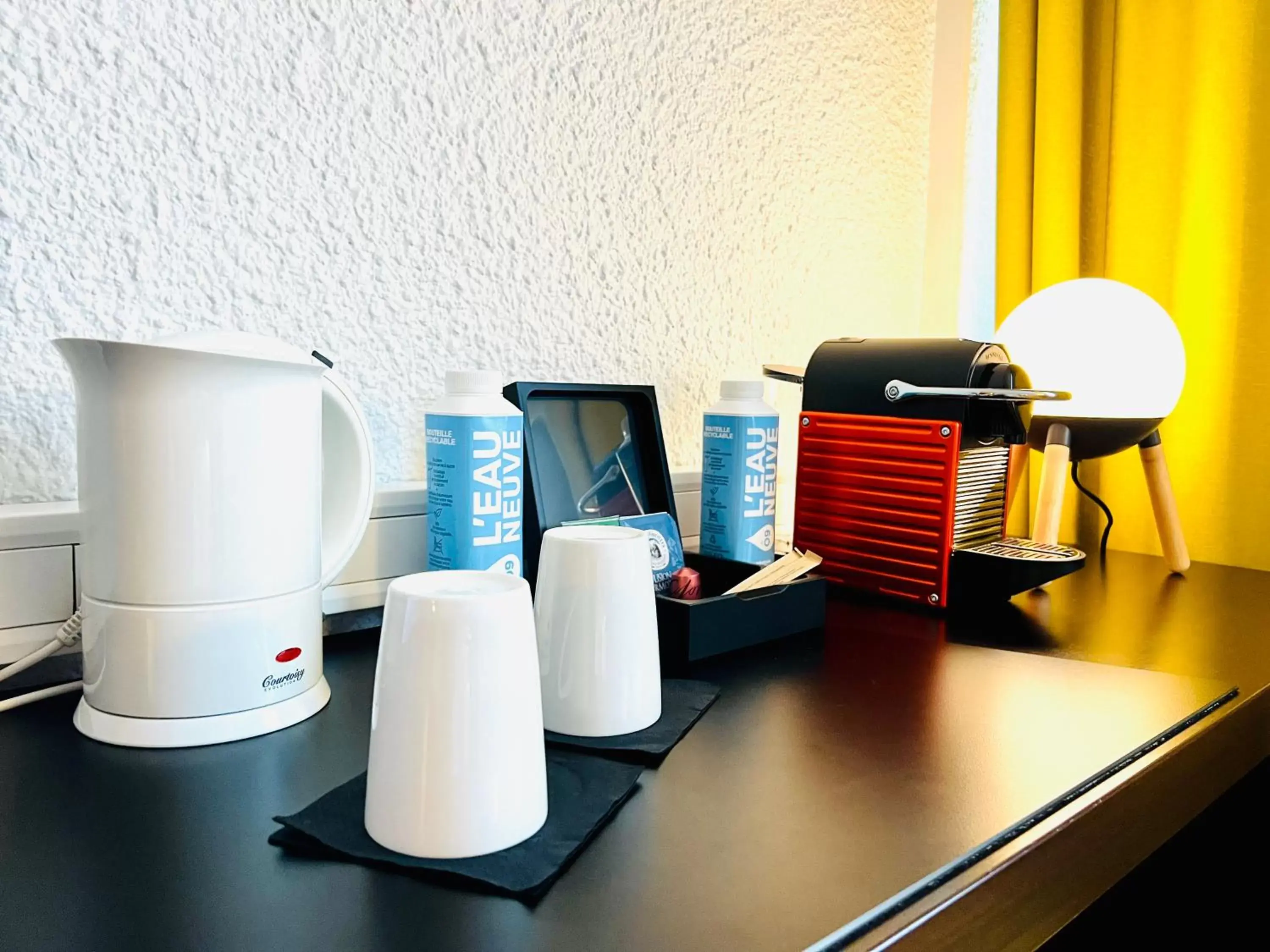 Coffee/Tea Facilities in ibis Styles Lyon Bron Eurexpo