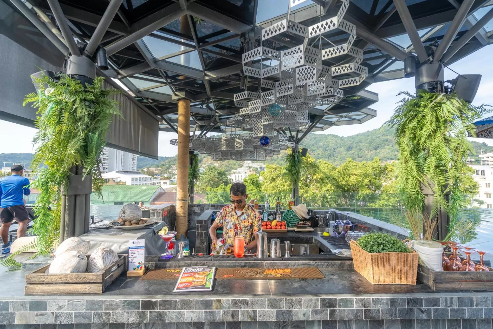 Lounge or bar in Hotel Indigo Phuket Patong by IHG