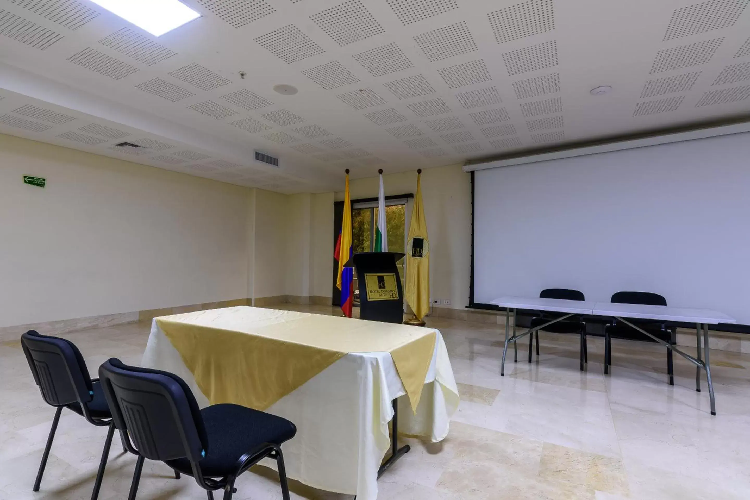 Meeting/conference room, Business Area/Conference Room in Hotel Dorado La 70