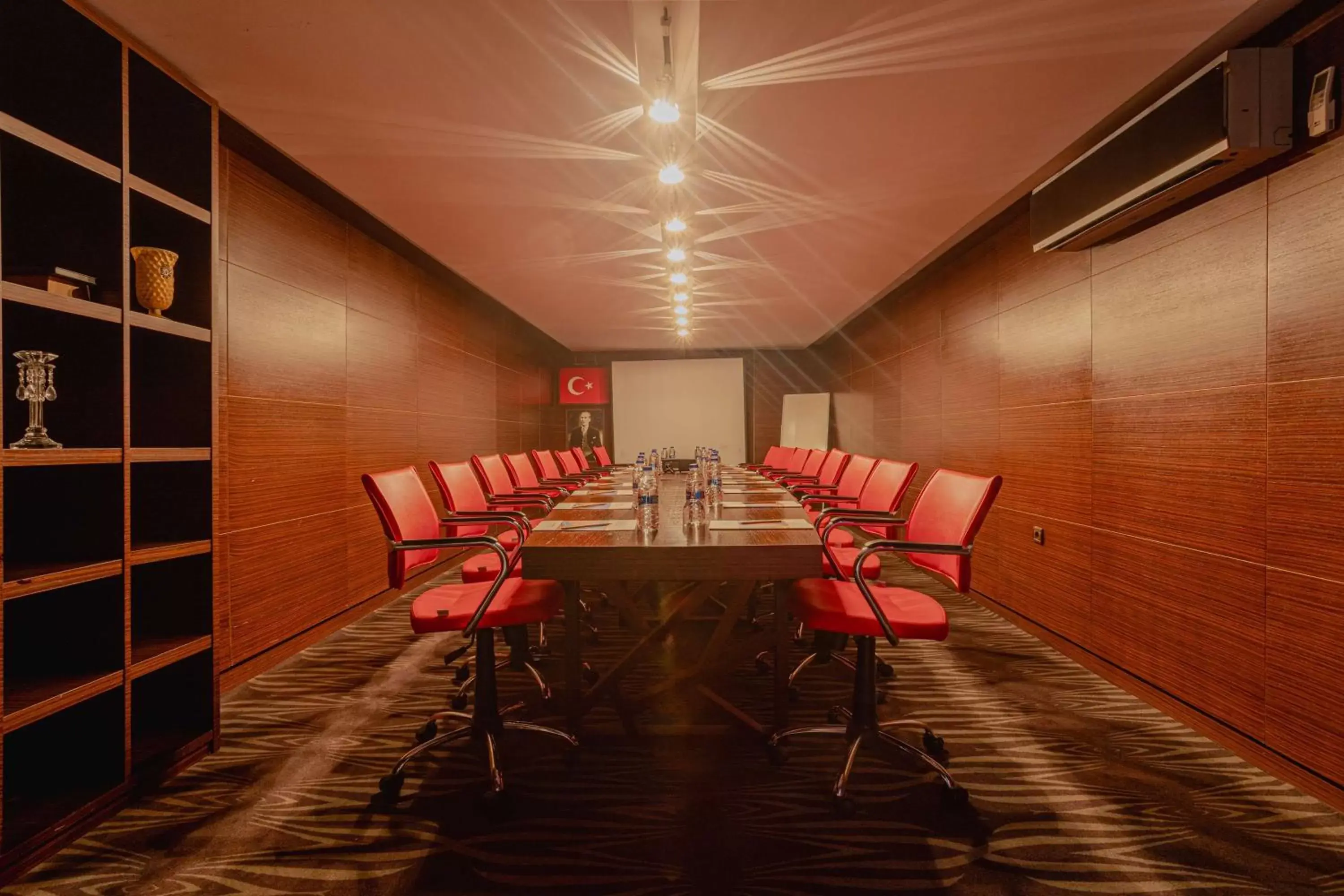 Meeting/conference room in Best Western Plus Khan Hotel