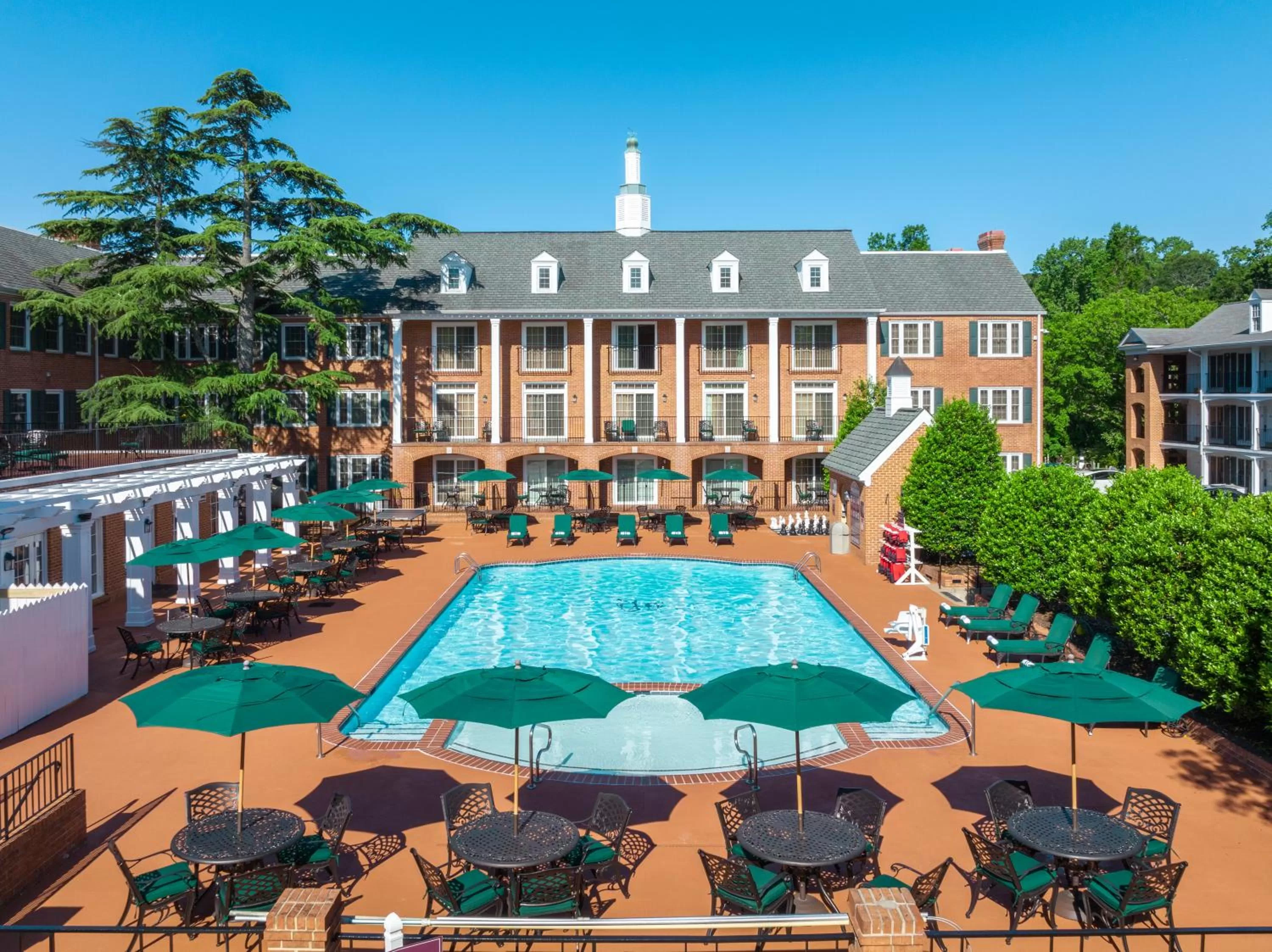 Swimming pool in Westgate Historic Williamsburg Resort