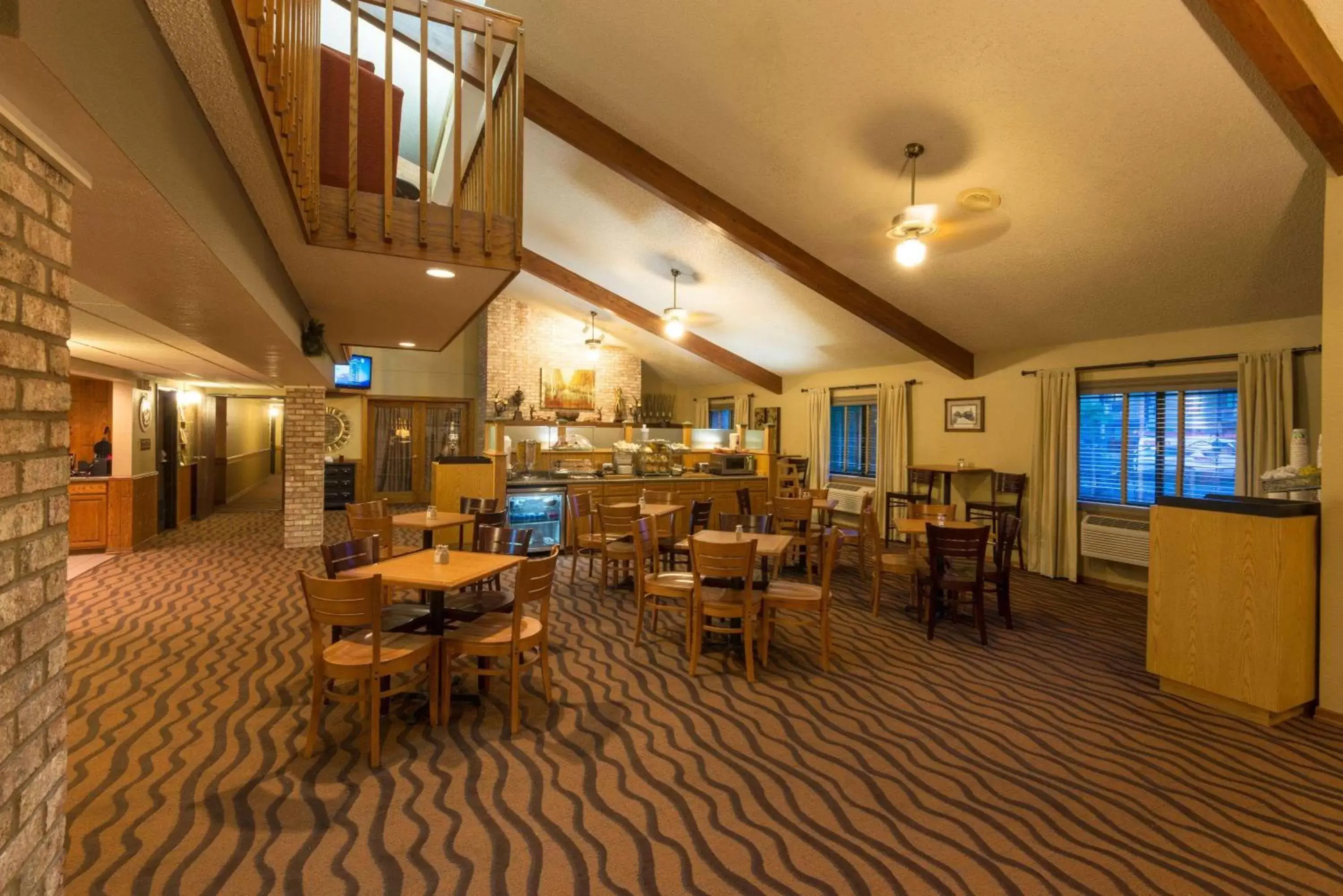 Lobby or reception, Restaurant/Places to Eat in AmericInn by Wyndham Minocqua