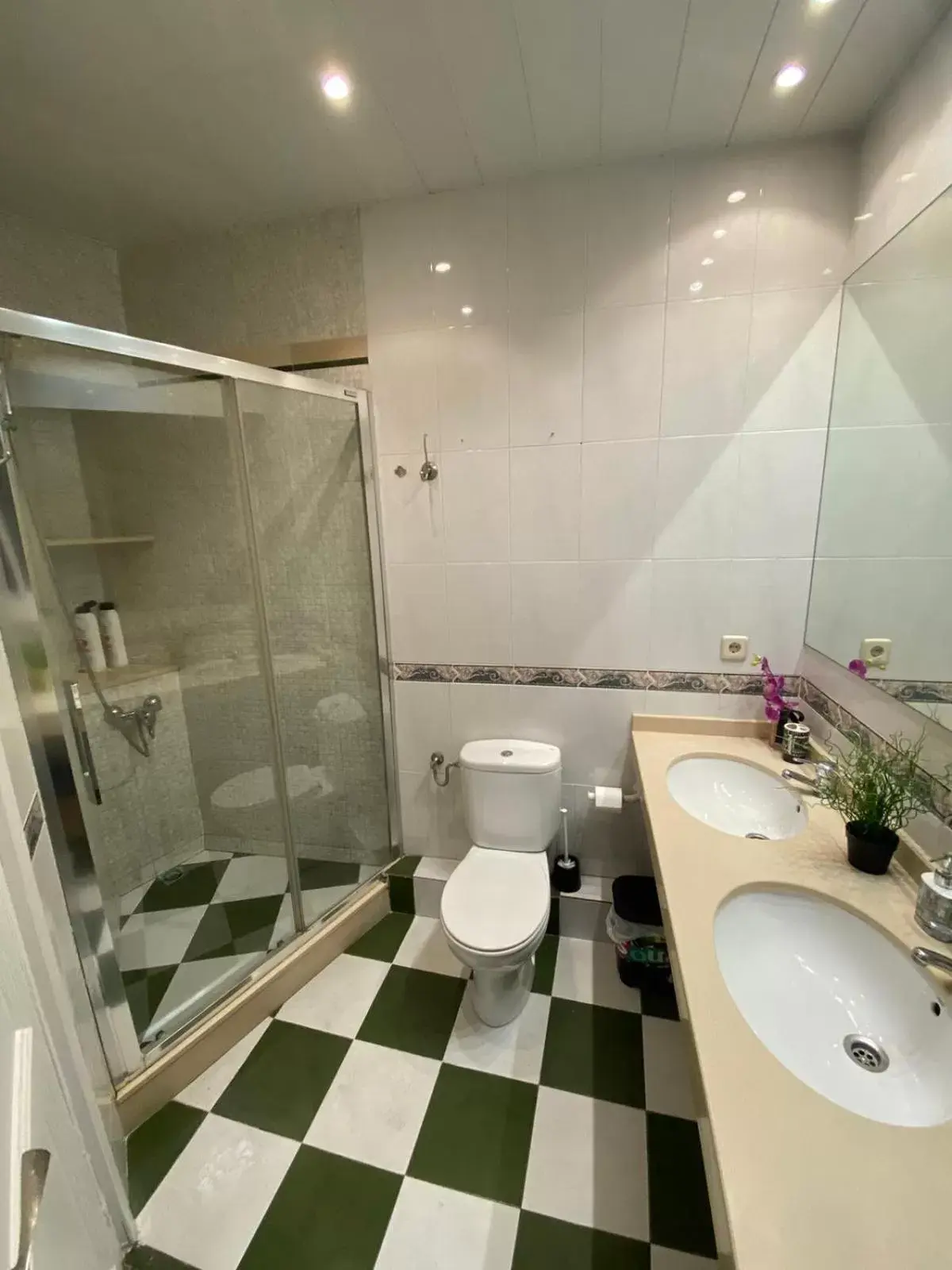Bathroom in Rooms Tetuan