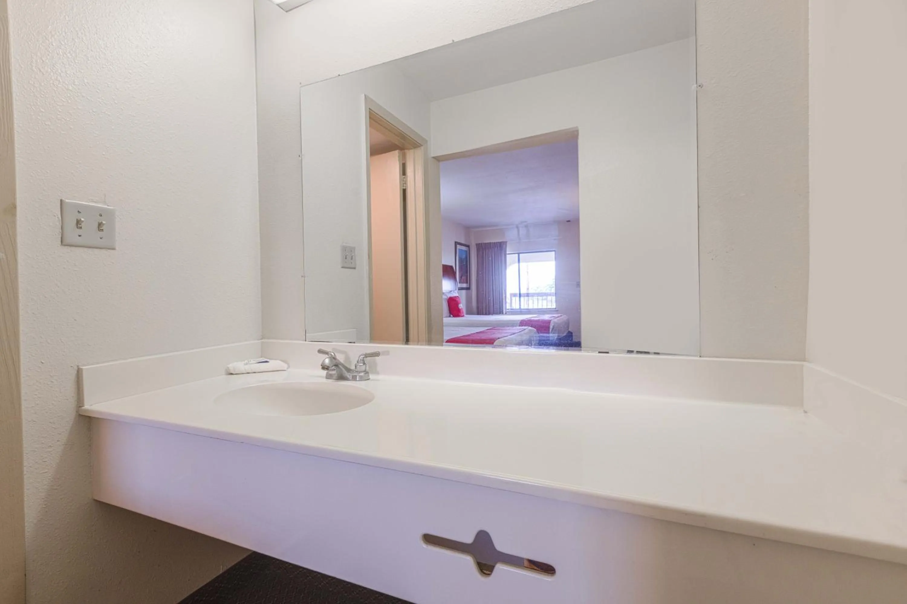 Bathroom in Coastal Inn Corpus Christi