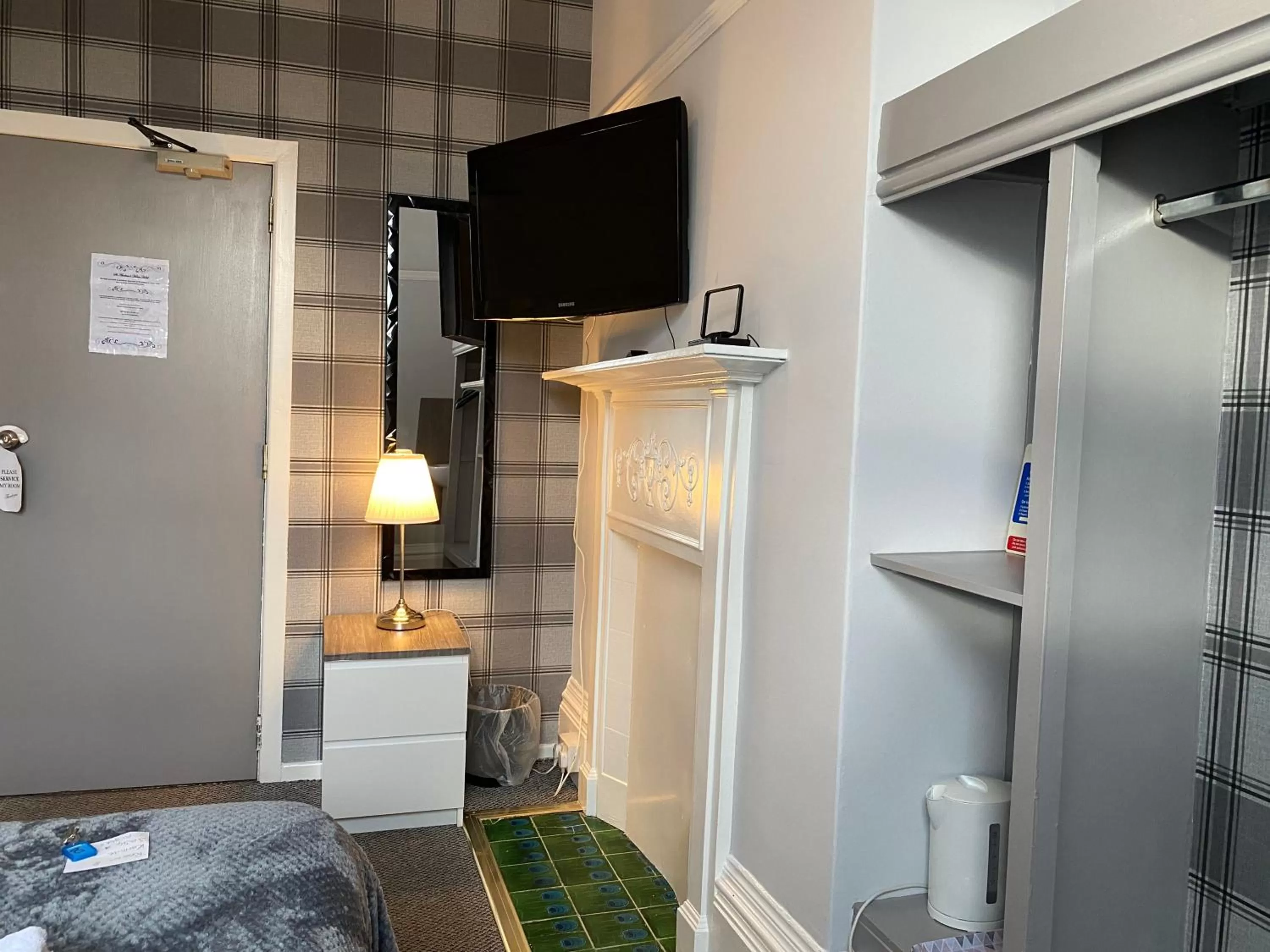 Bedroom in St Andrews house Hotel