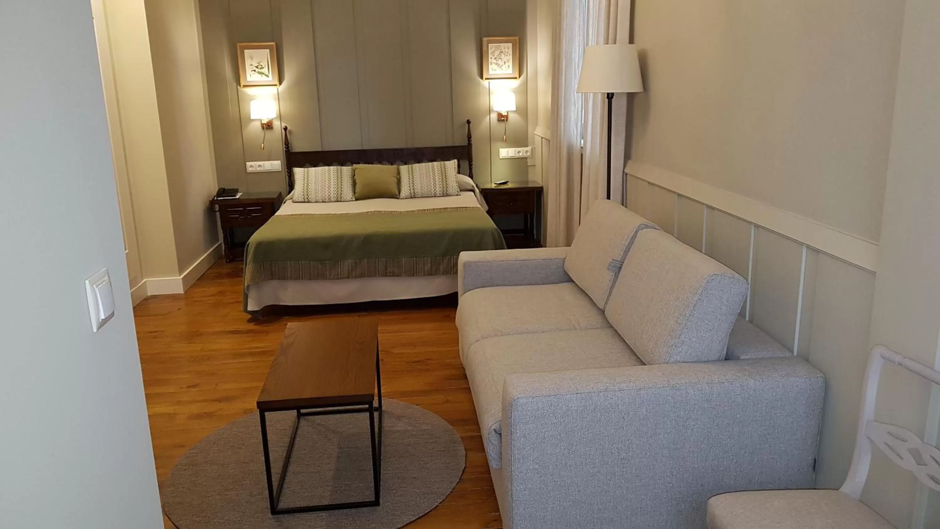 Bed in Hotel Alcazar Irun