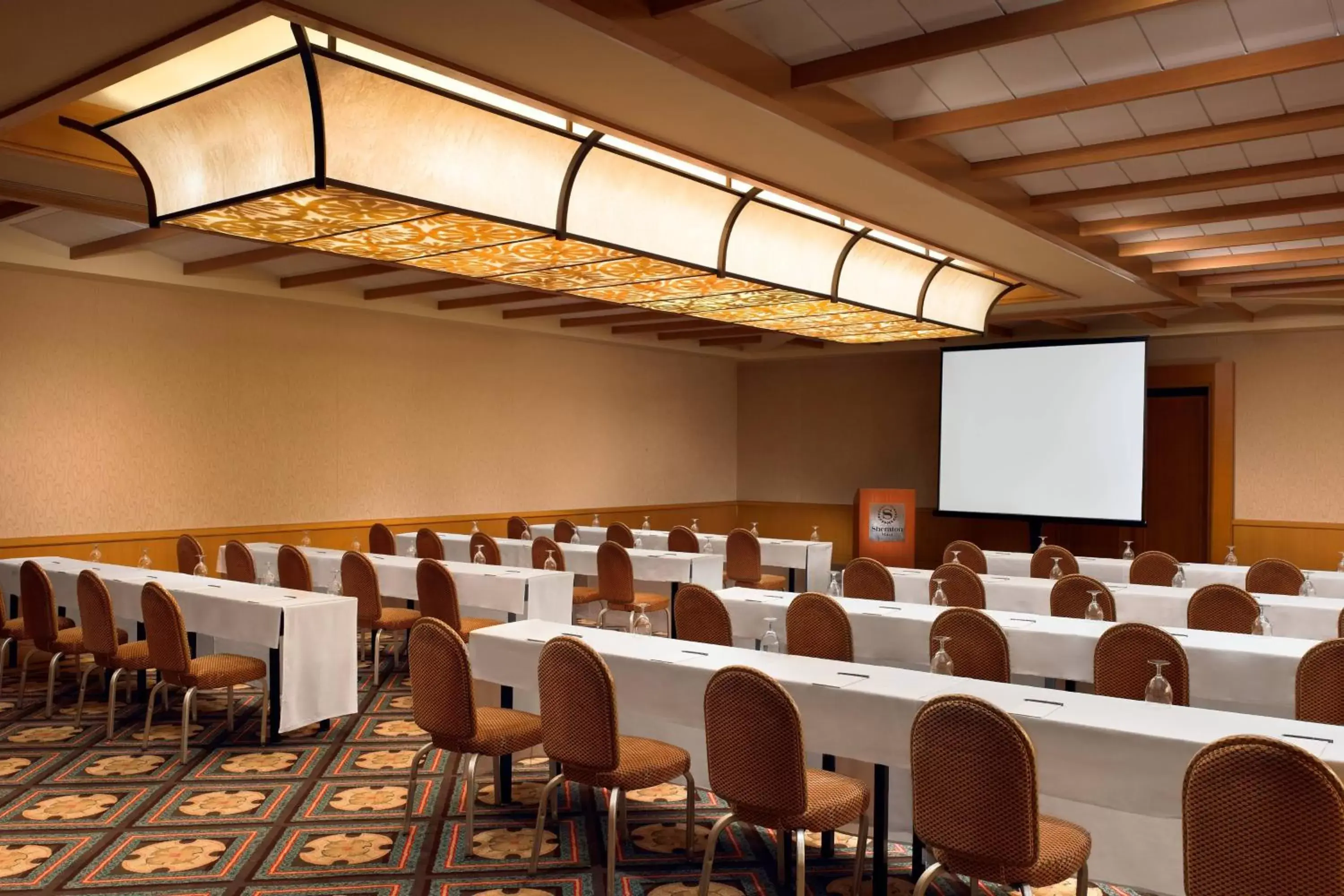 Meeting/conference room in Sheraton Maui Resort & Spa