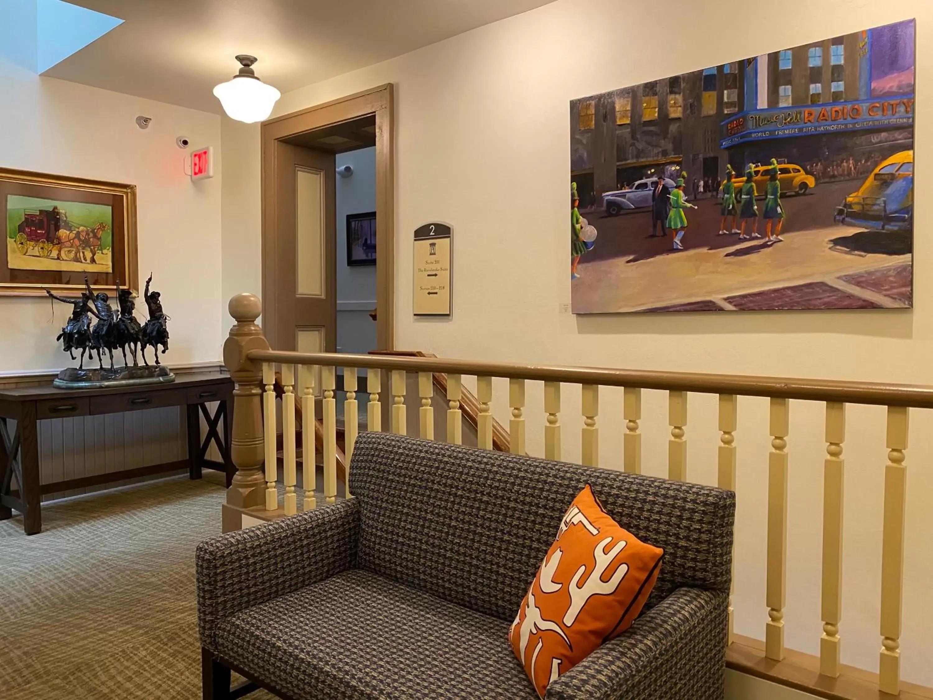 Seating area in Historic Hotel Arvon