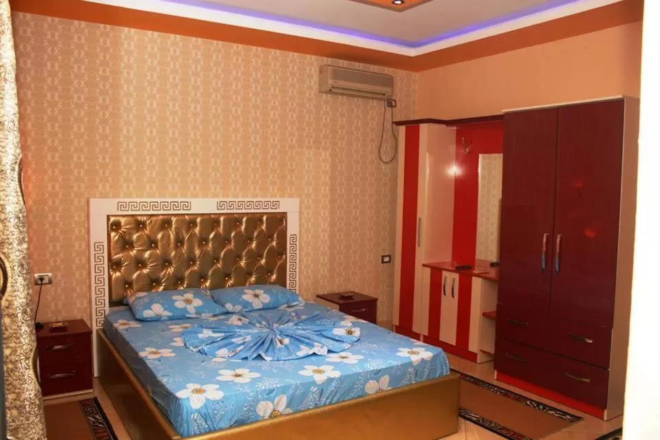 Bed in Hotel Buza