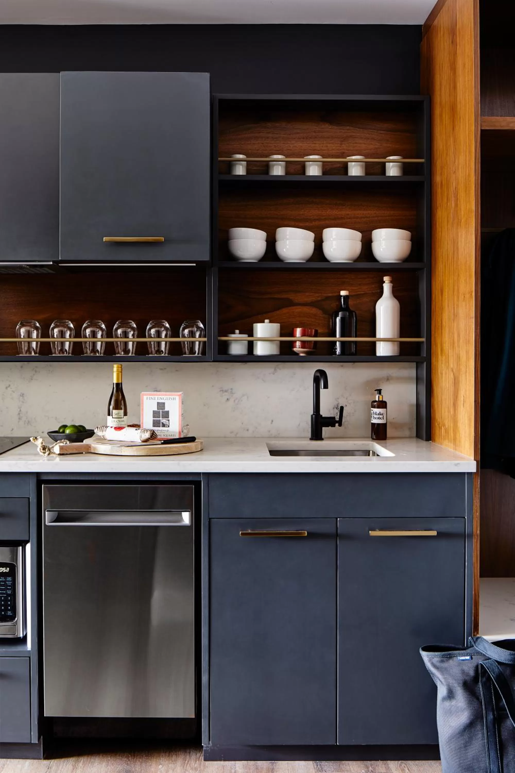 Kitchen or kitchenette in The Blake Hotel