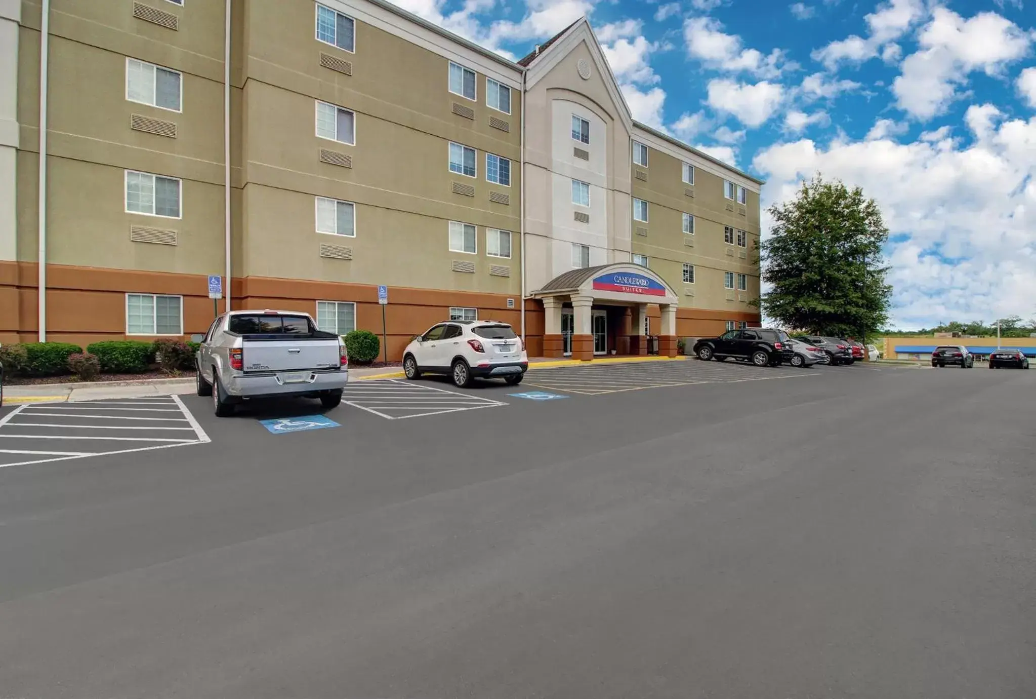 Property Building in Candlewood Suites Winchester, an IHG Hotel