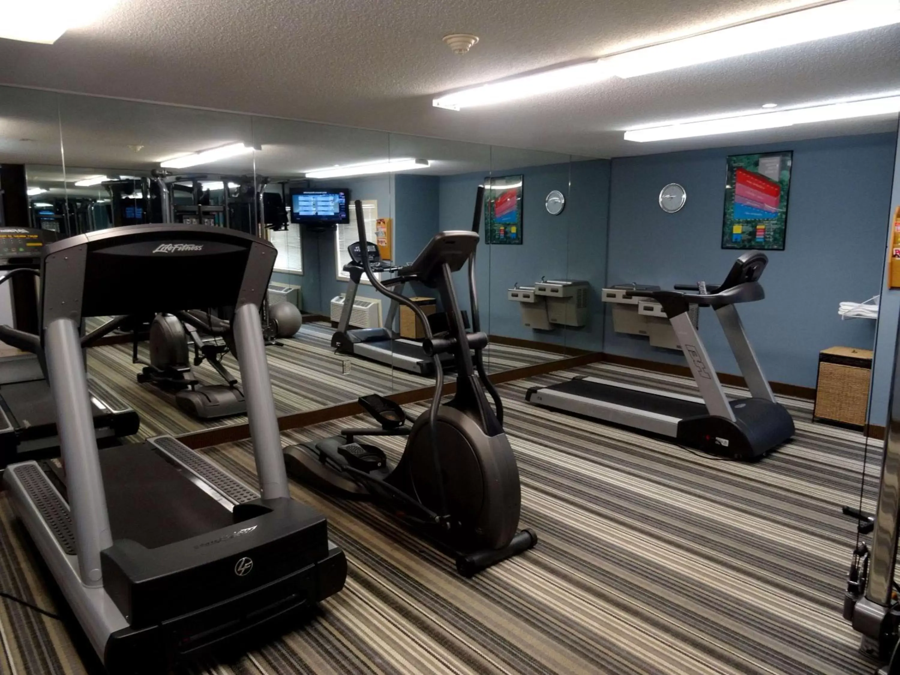 Activities, Fitness Center/Facilities in Sonesta Simply Suites Boston Burlington