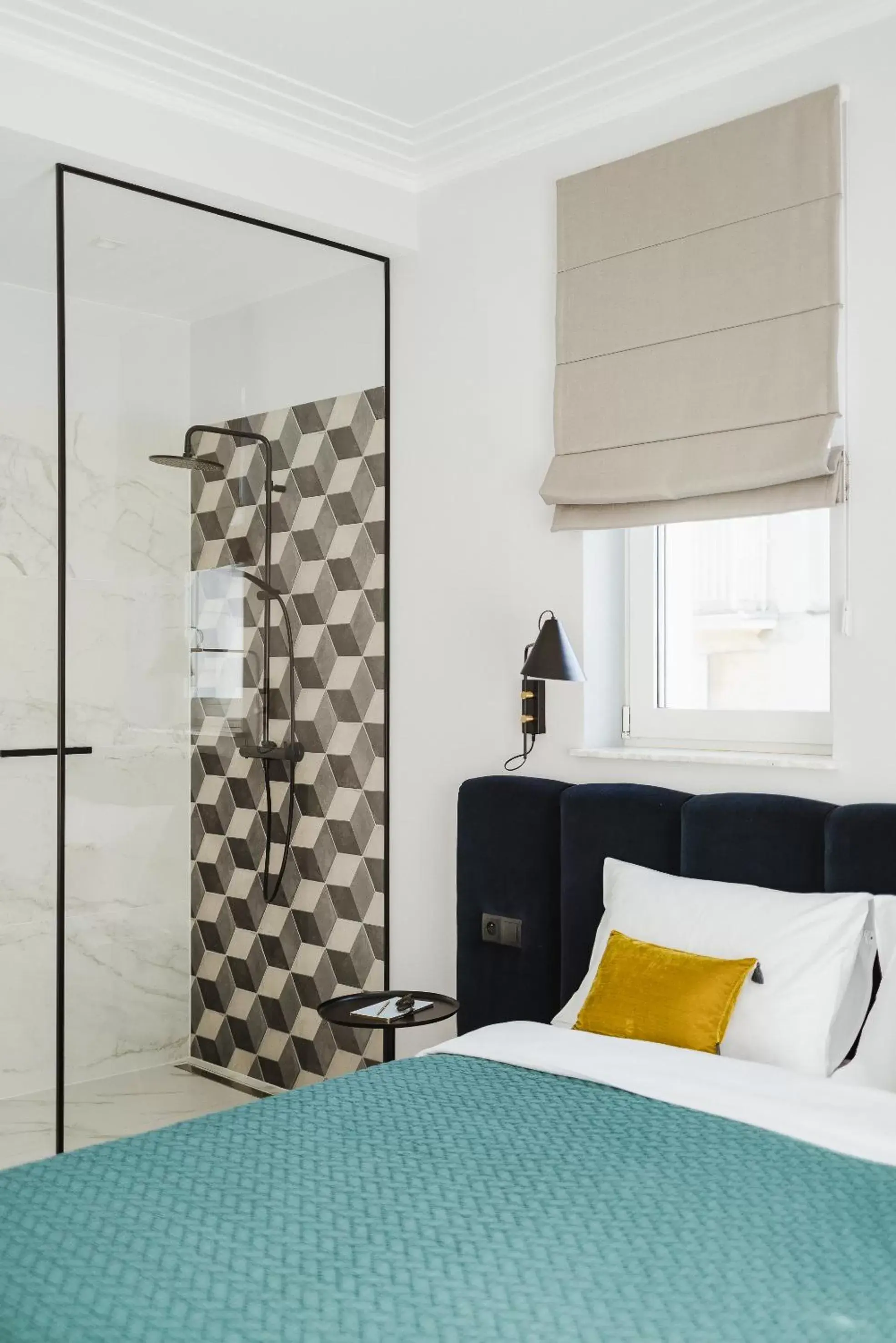 Shower, Bed in No.4 Residence Shower, Bed in No.4 Residence