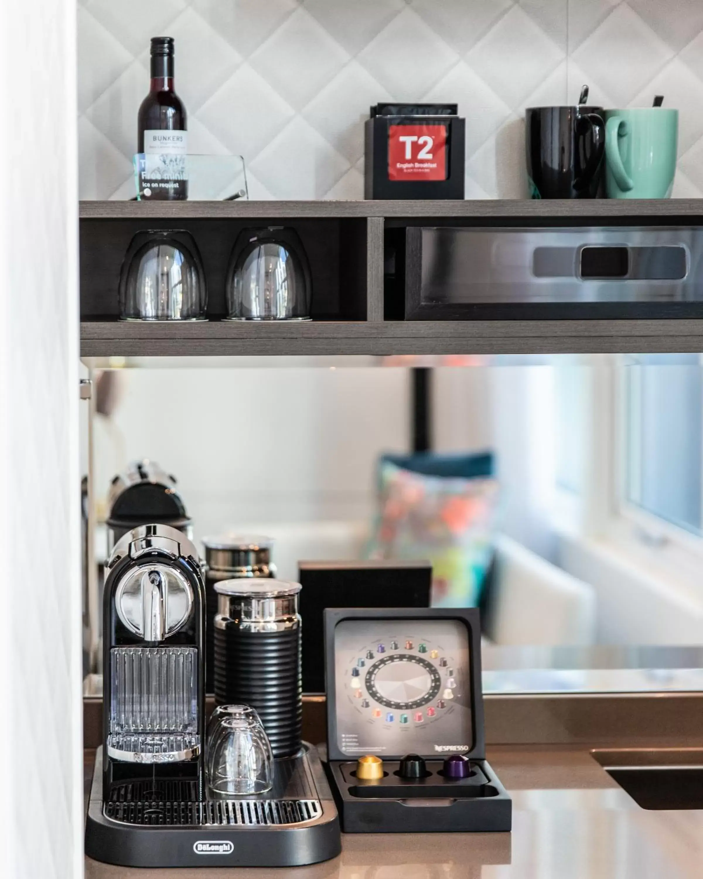 Coffee/tea facilities in The Inchcolm by Ovolo