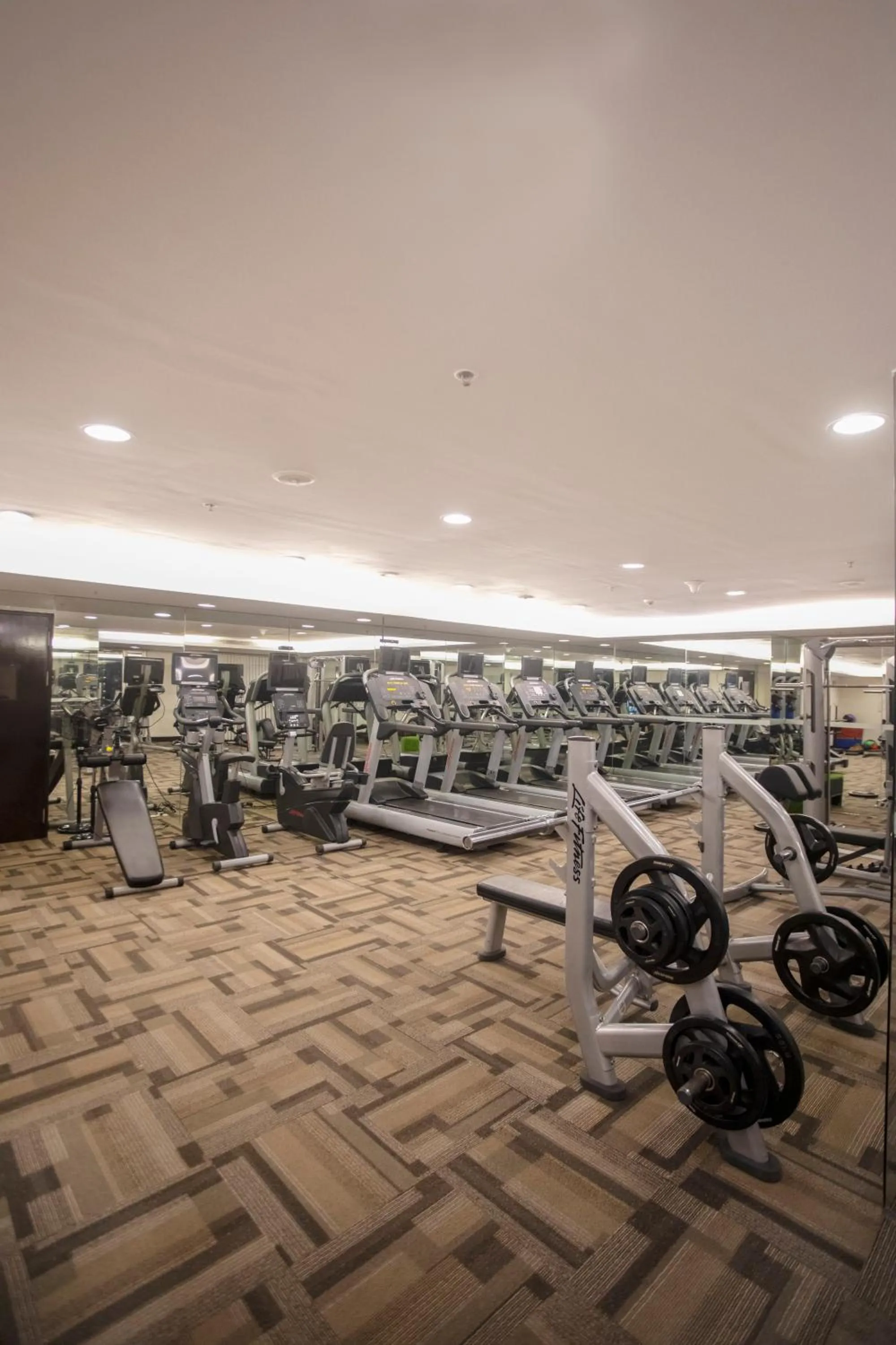 Fitness centre/facilities in Somerset Greenways Chennai