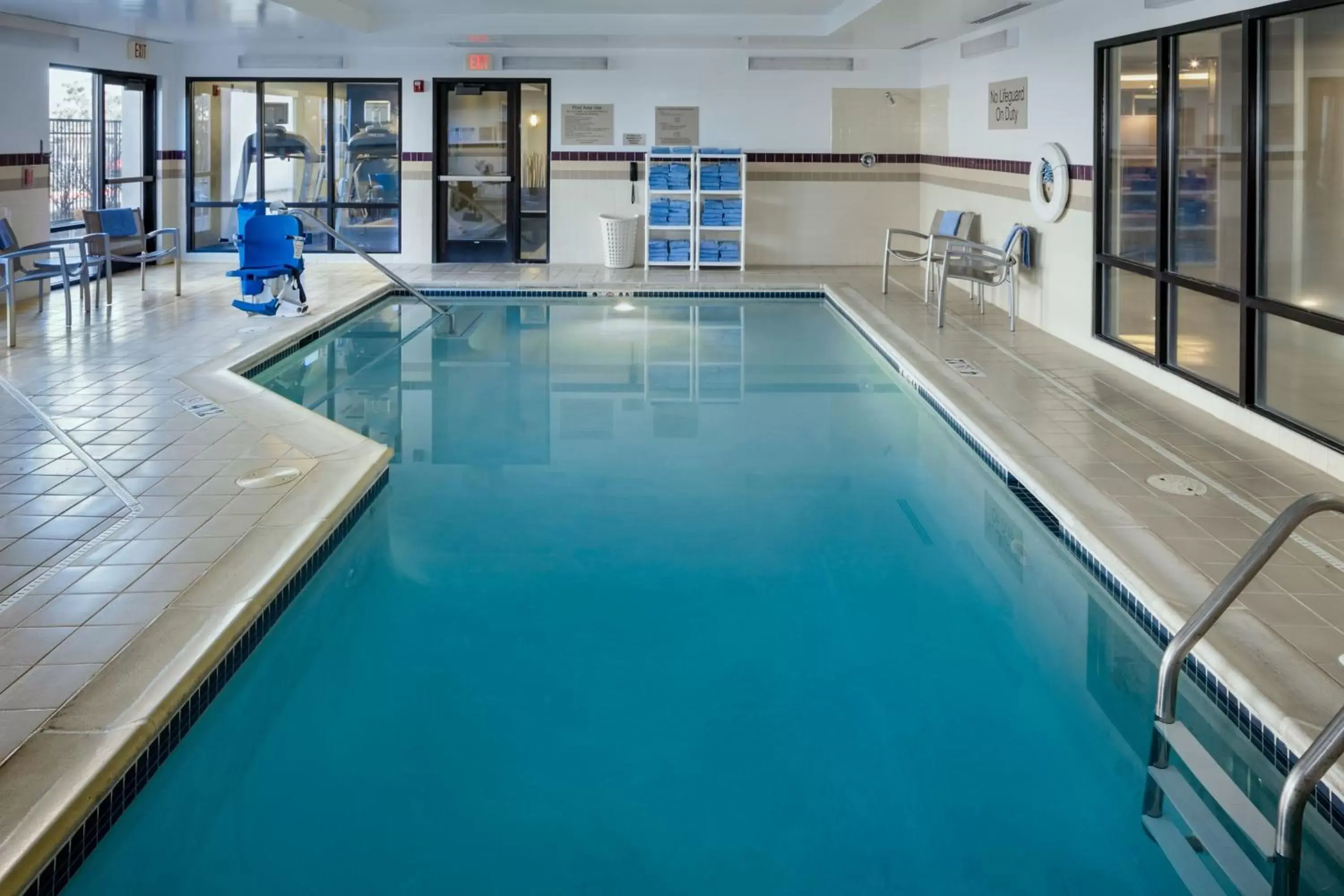 Swimming Pool in SpringHill Suites by Marriott Medford