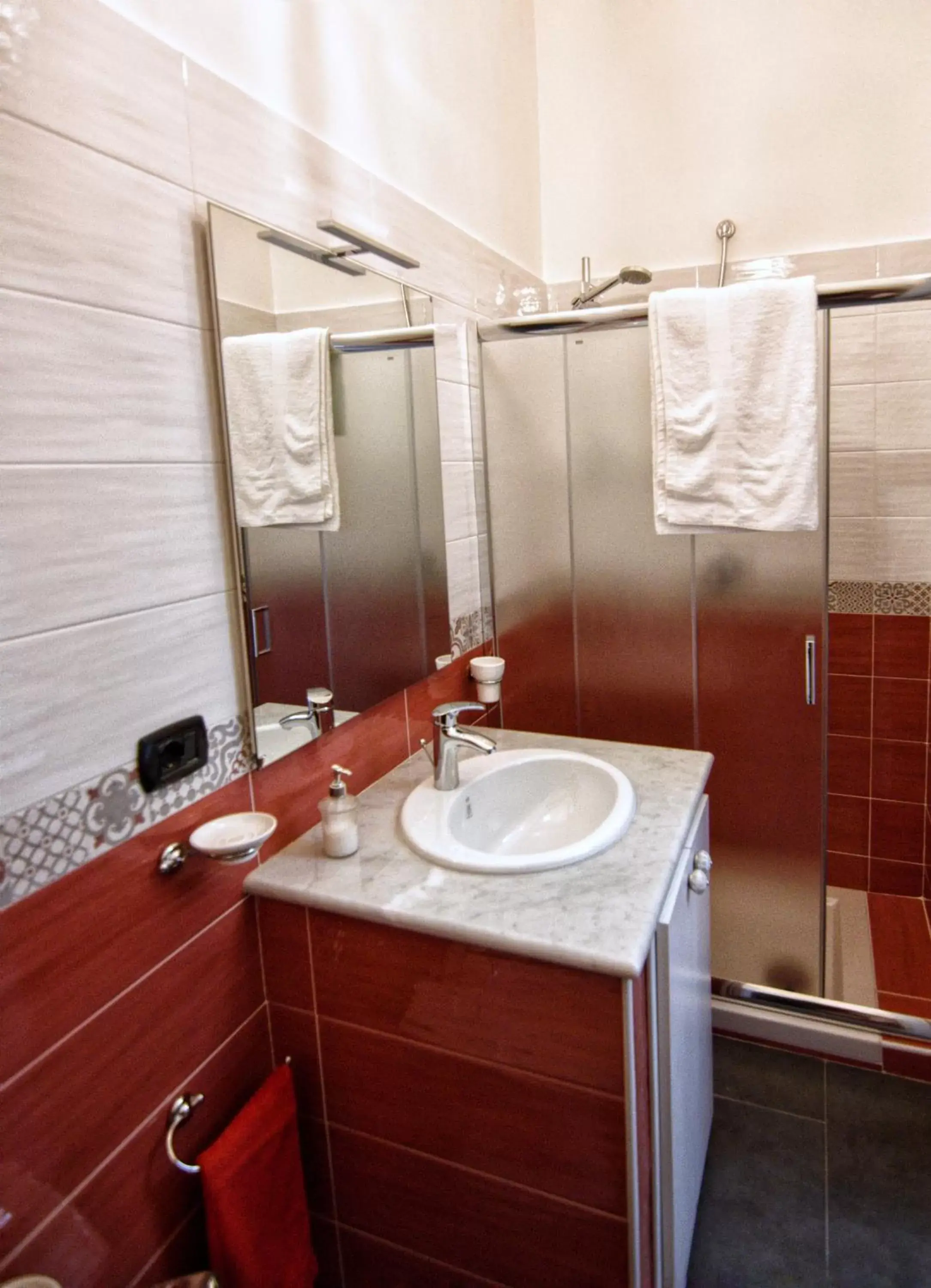 Shower, Bathroom in B&B Grazia