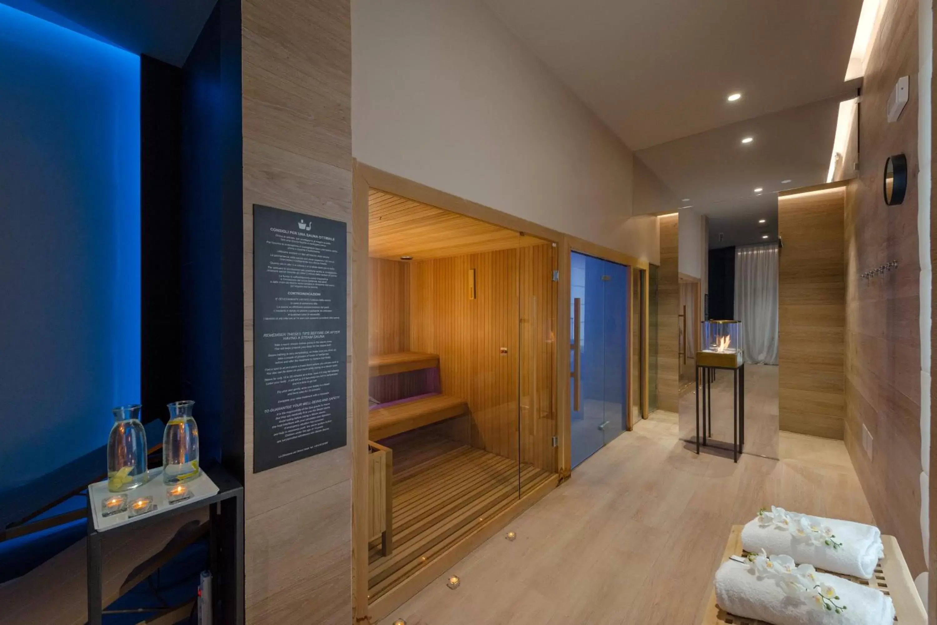 Sauna, Bed in Grand Hotel Arenzano Sauna, Bed in Grand Hotel Arenzano