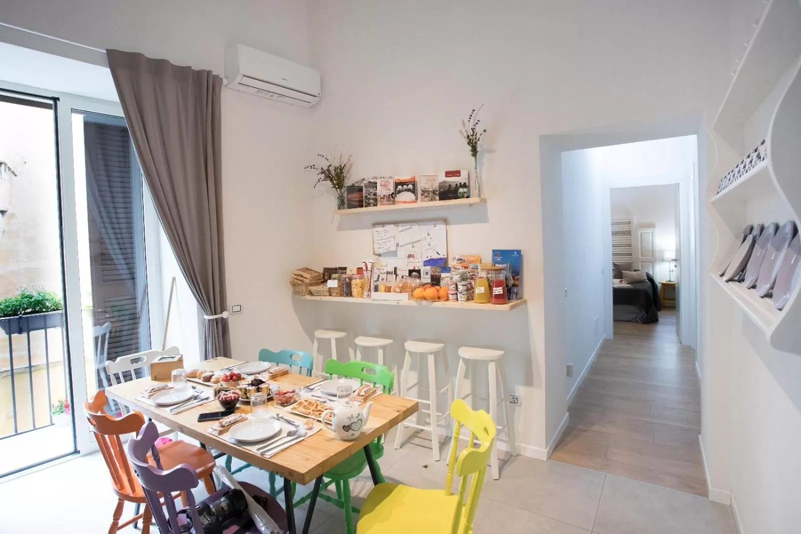 Photo of the whole room in Quartino Napoletano