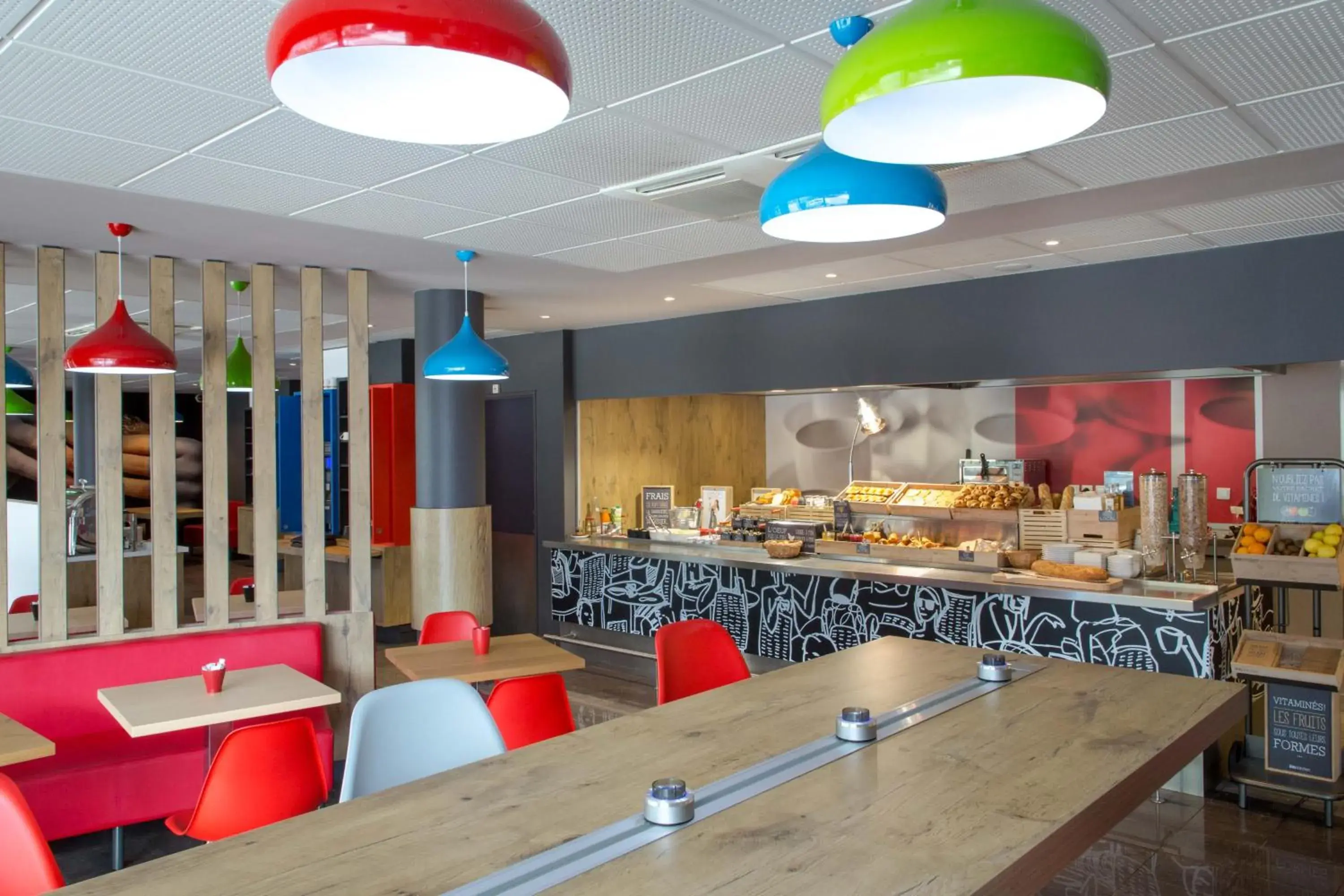 Restaurant/Places to Eat in ibis Cannes Mandelieu