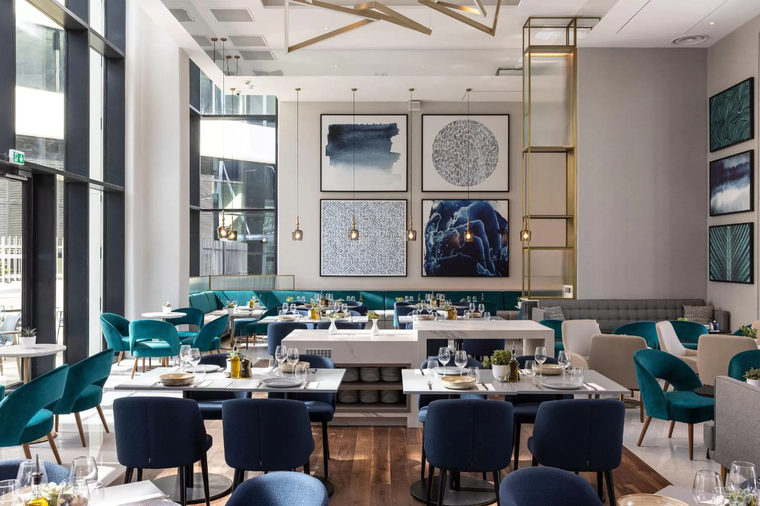 Restaurant/places to eat in Sheraton Nice