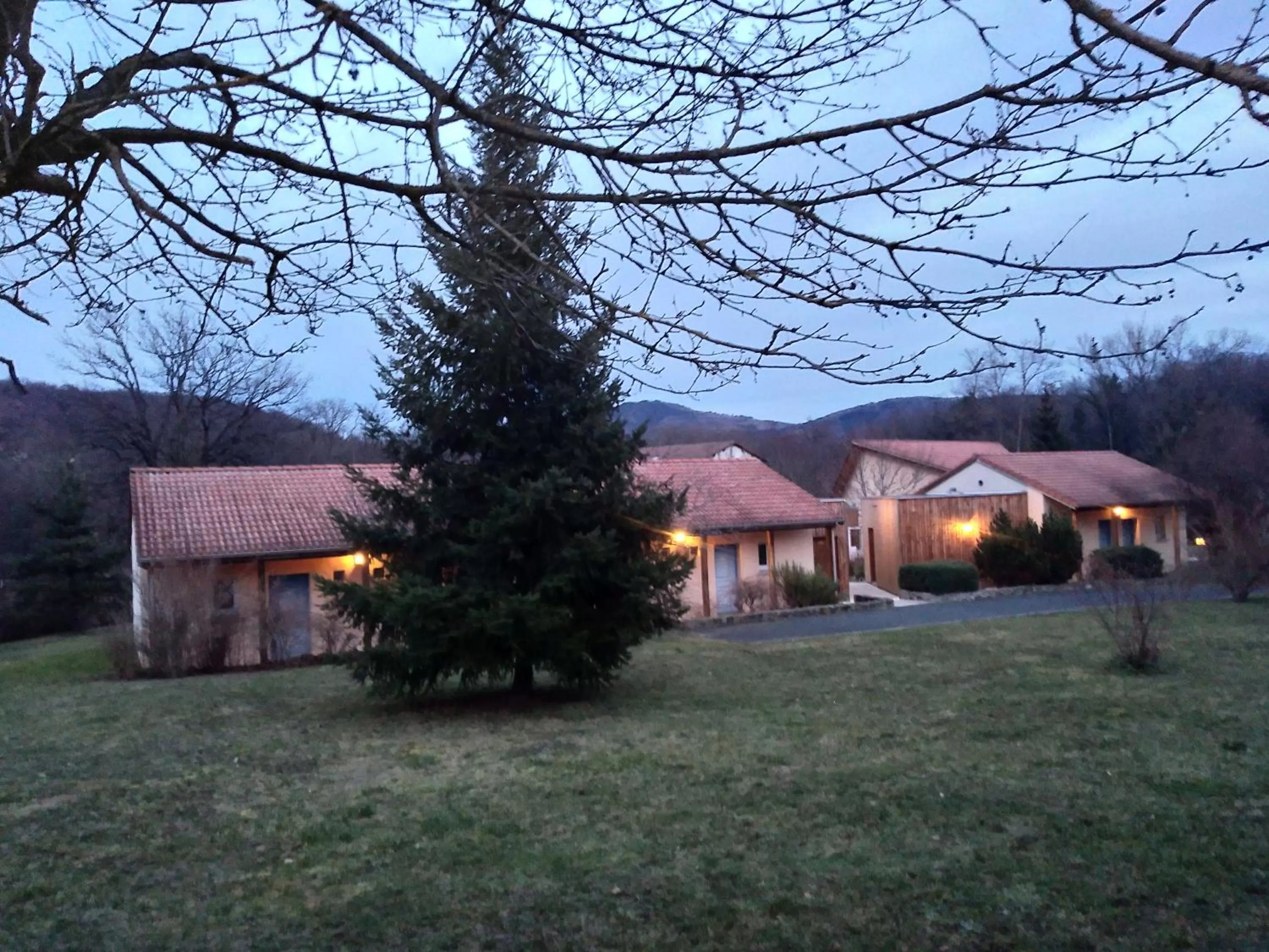 Twin Room with Bath in Hotel de l'Ile d'Amour