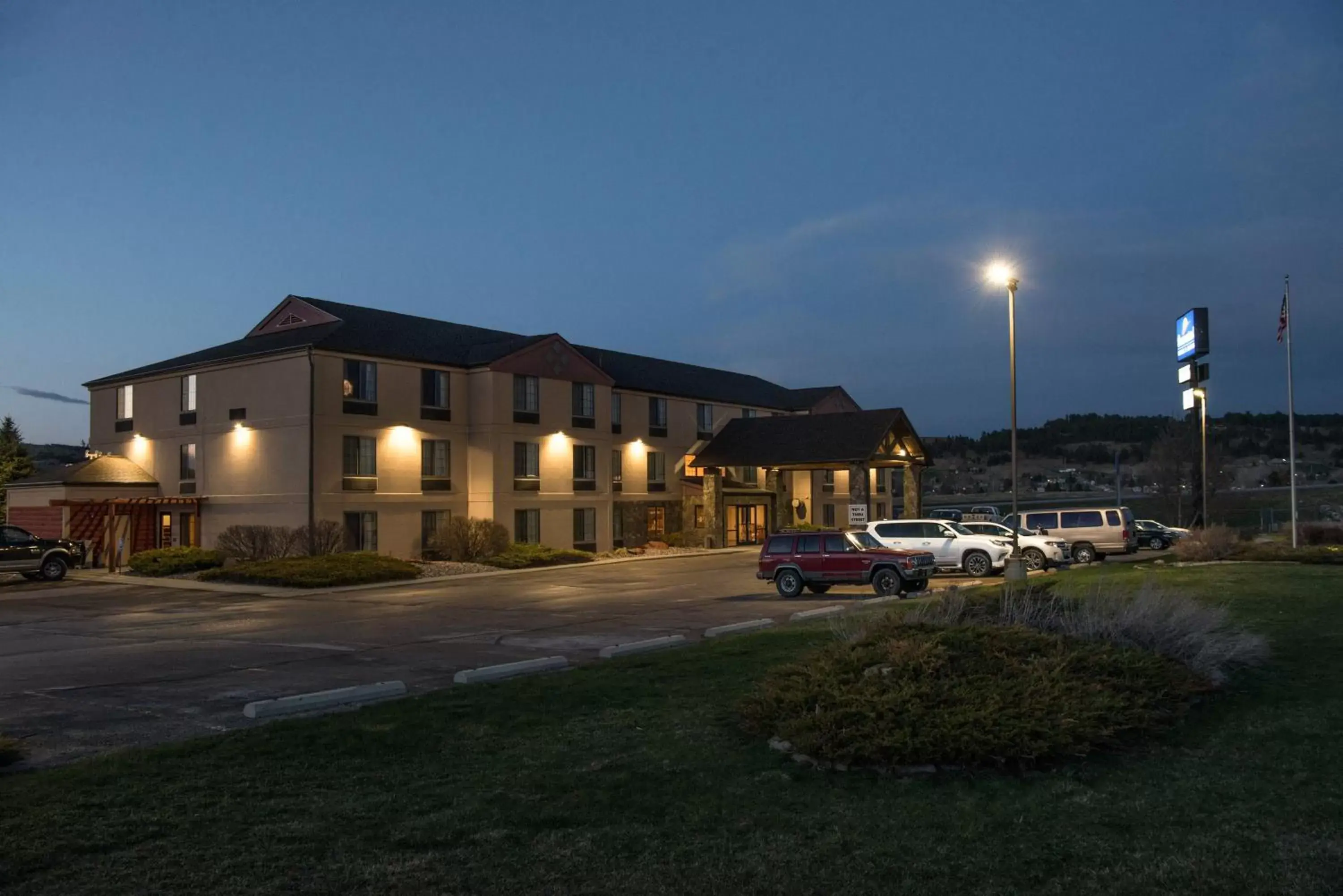 Property Building in Summerset Hotel and Suites Rapid City West