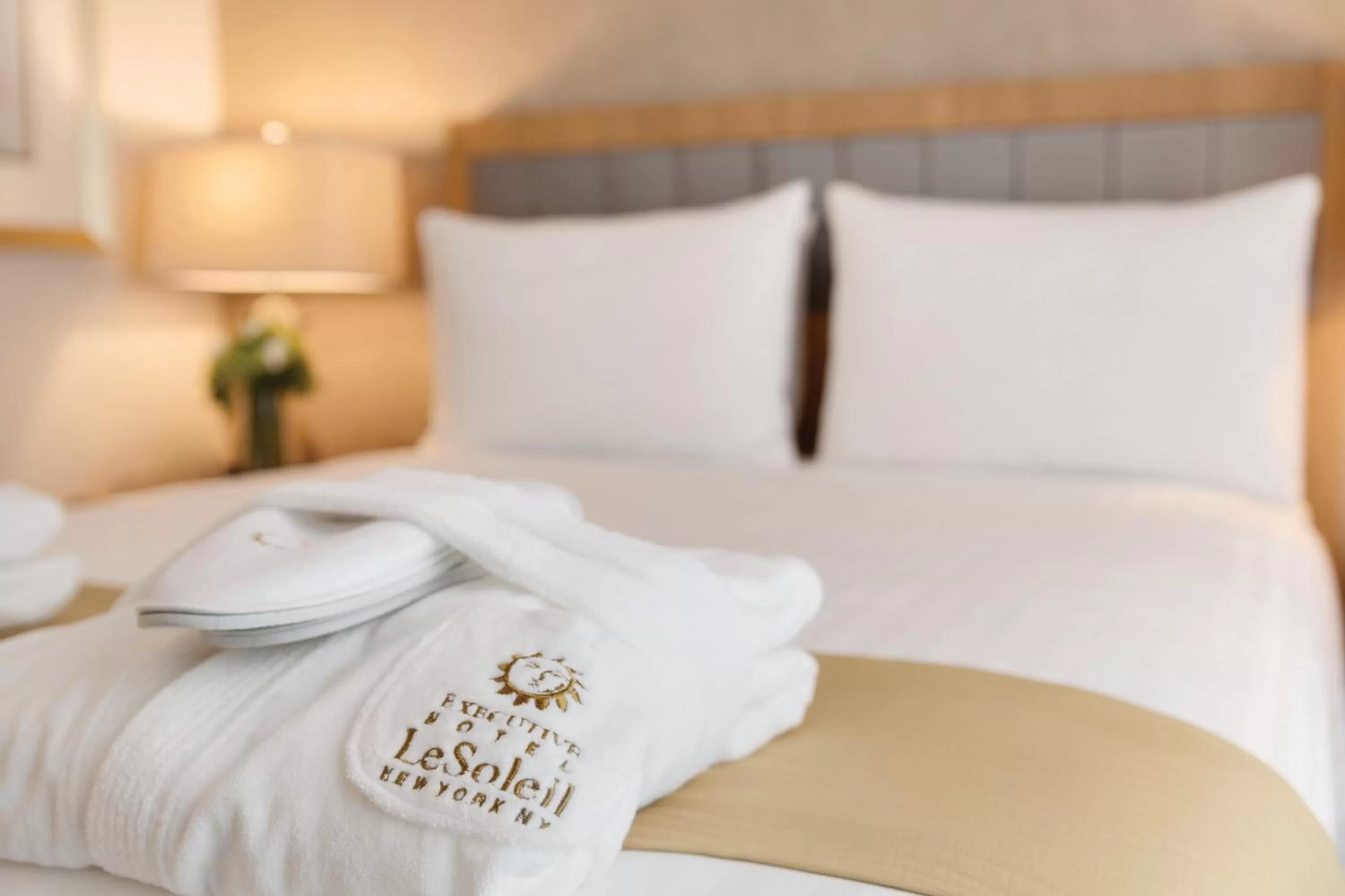 Decorative detail, Bed in Executive Hotel Le Soleil New York