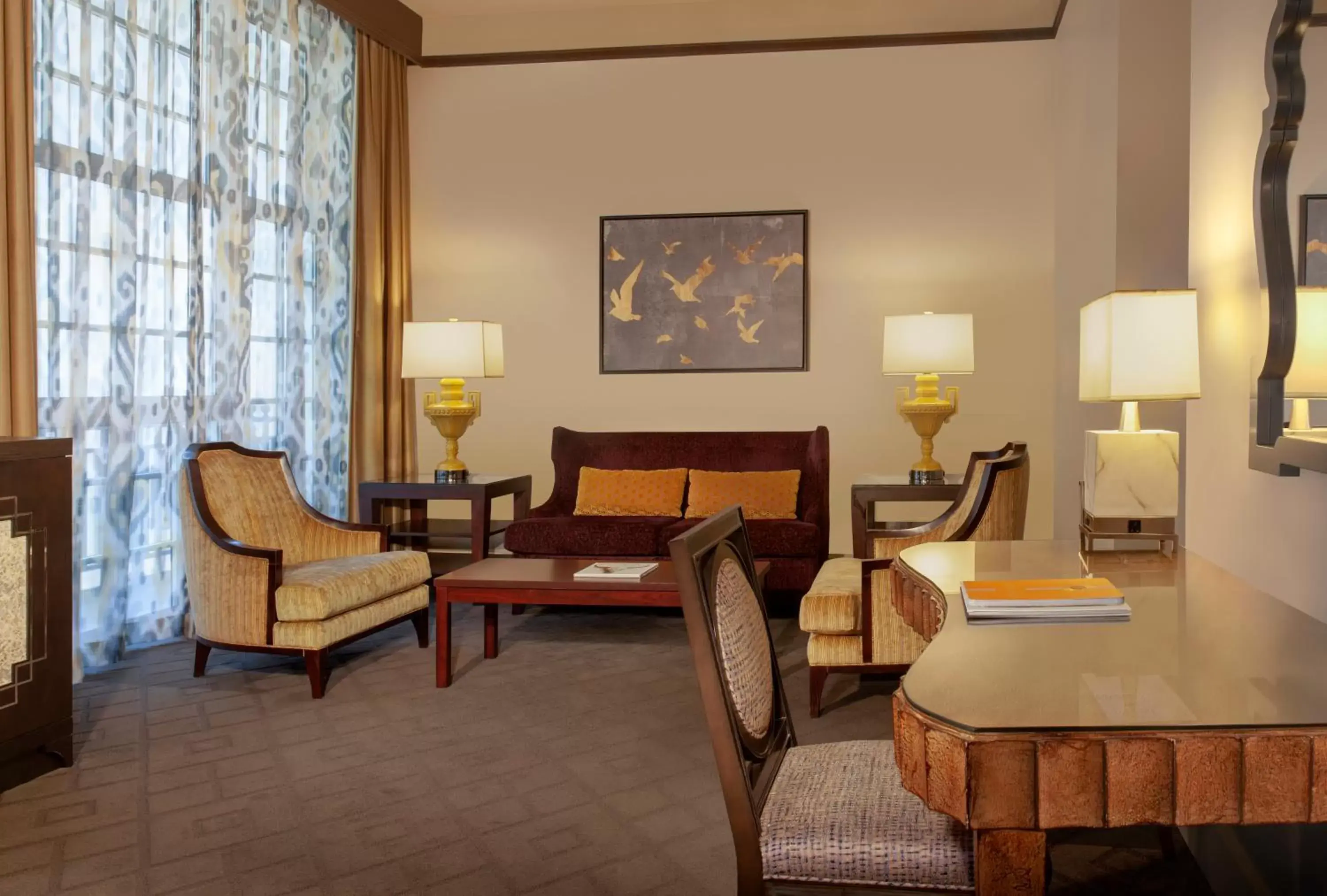 Living room, Seating Area in The Ashton Hotel