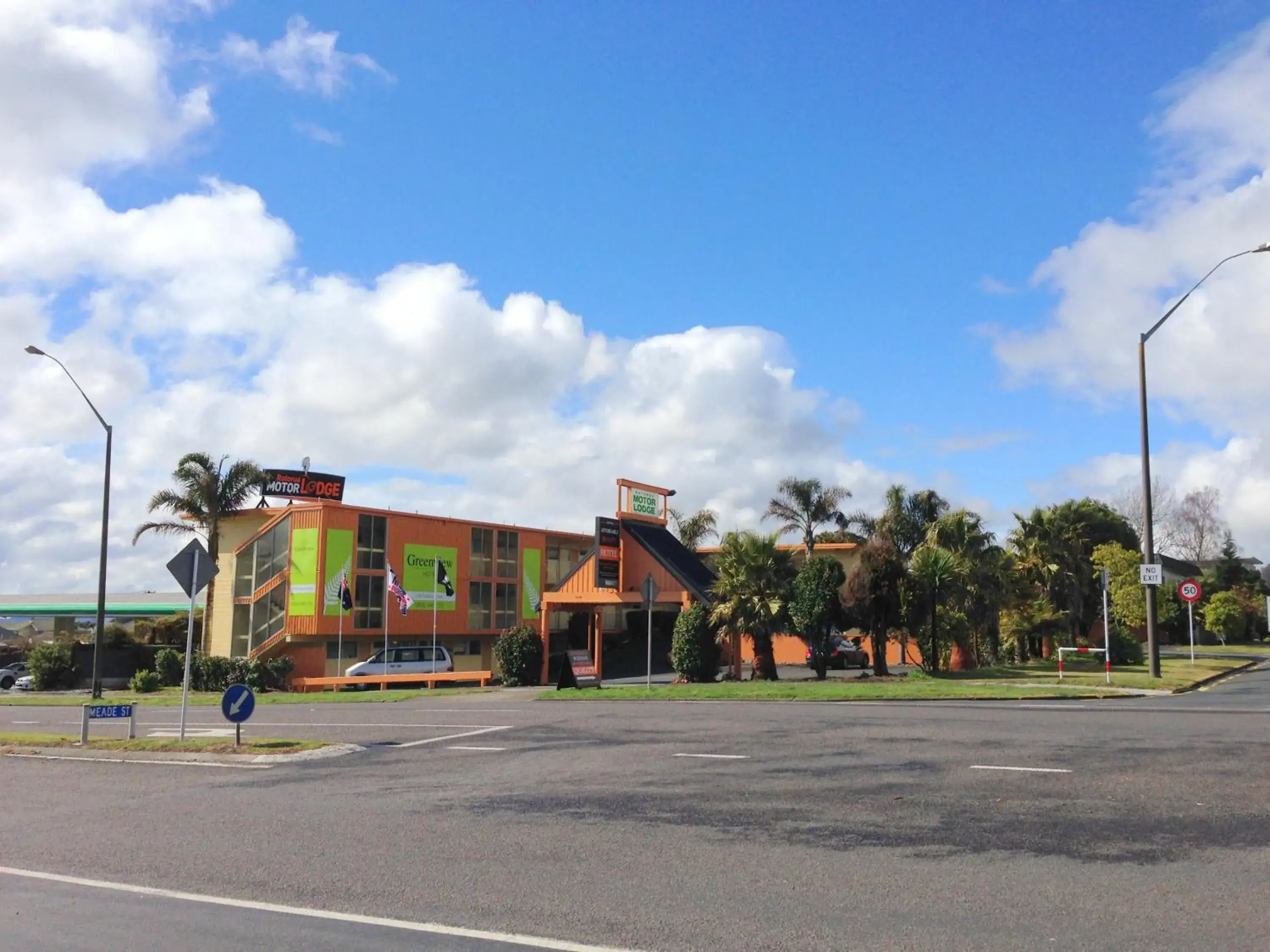 Property Building in Greenview Motel