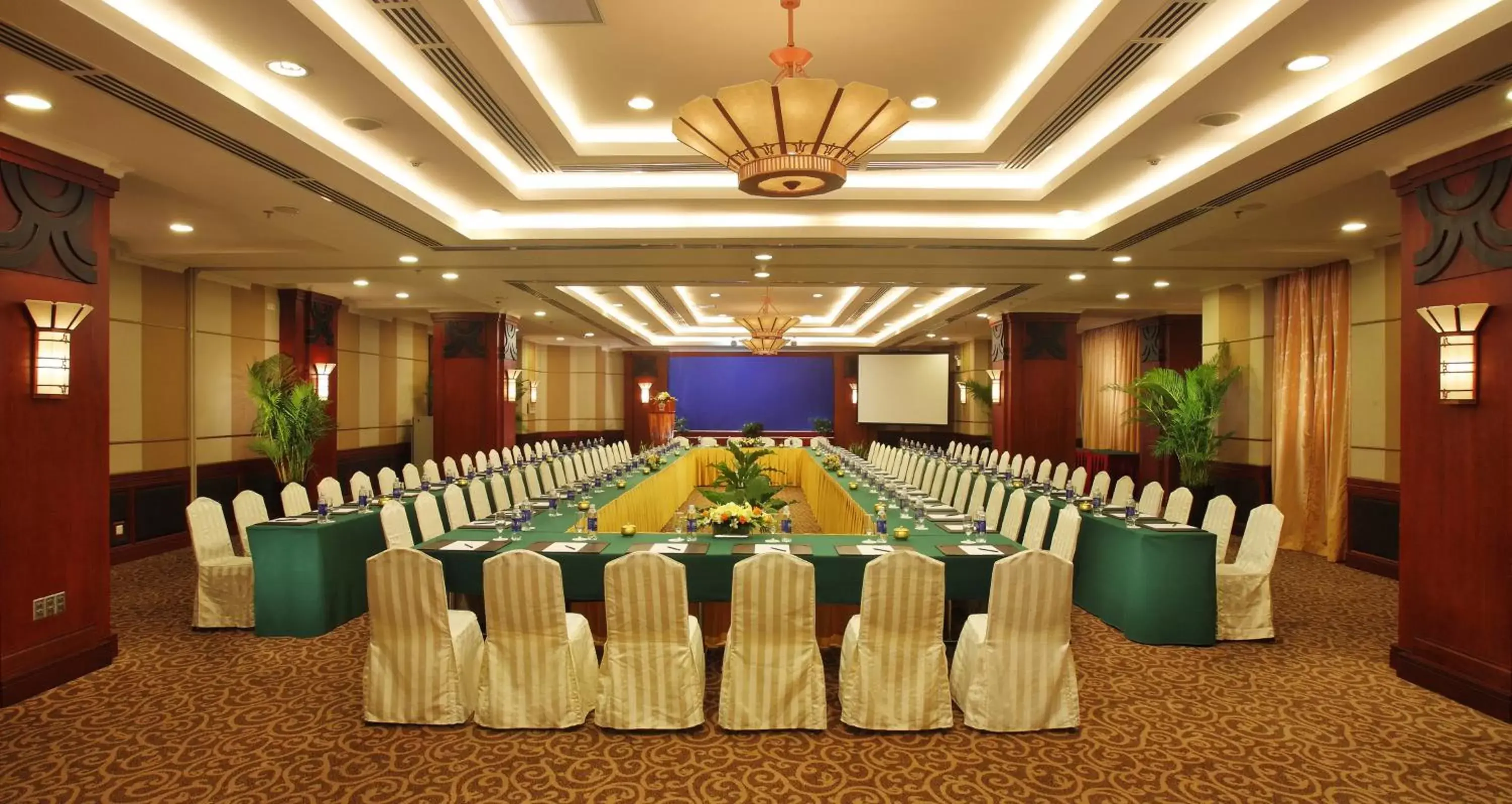 Banquet/Function facilities, Banquet Facilities in Rex Hotel