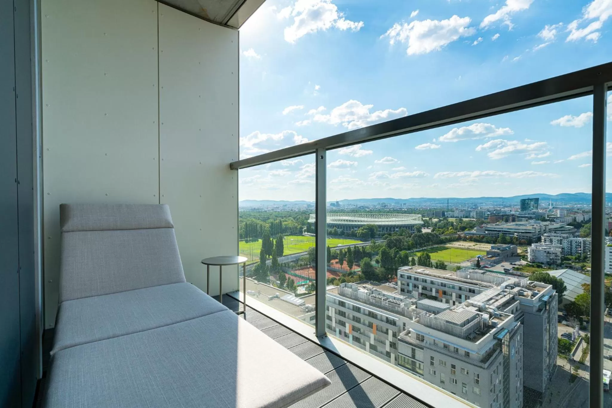 Vienna Residence, Marina Tower - Danube