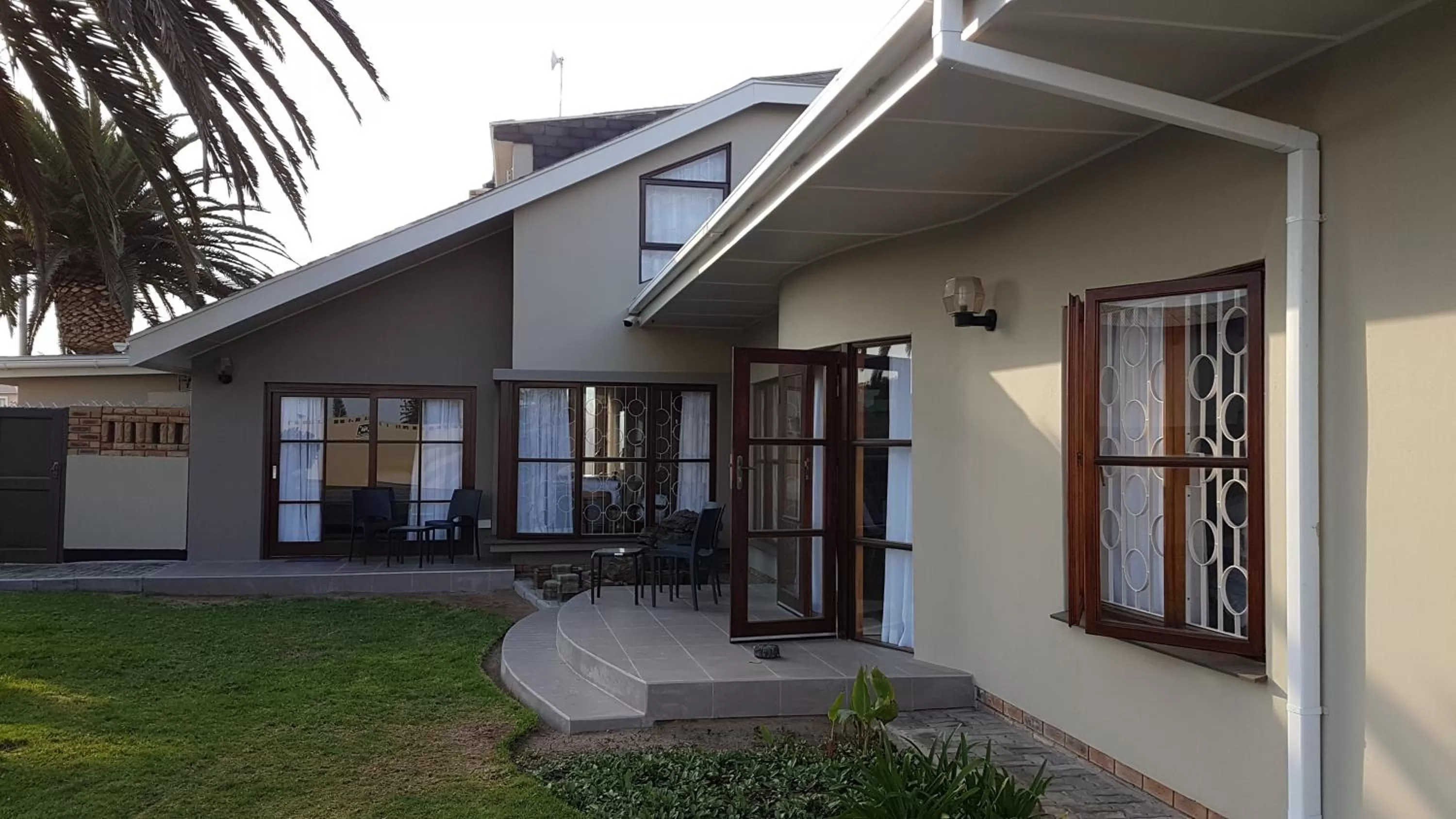 Property Building in Kramersdorf Guesthouse