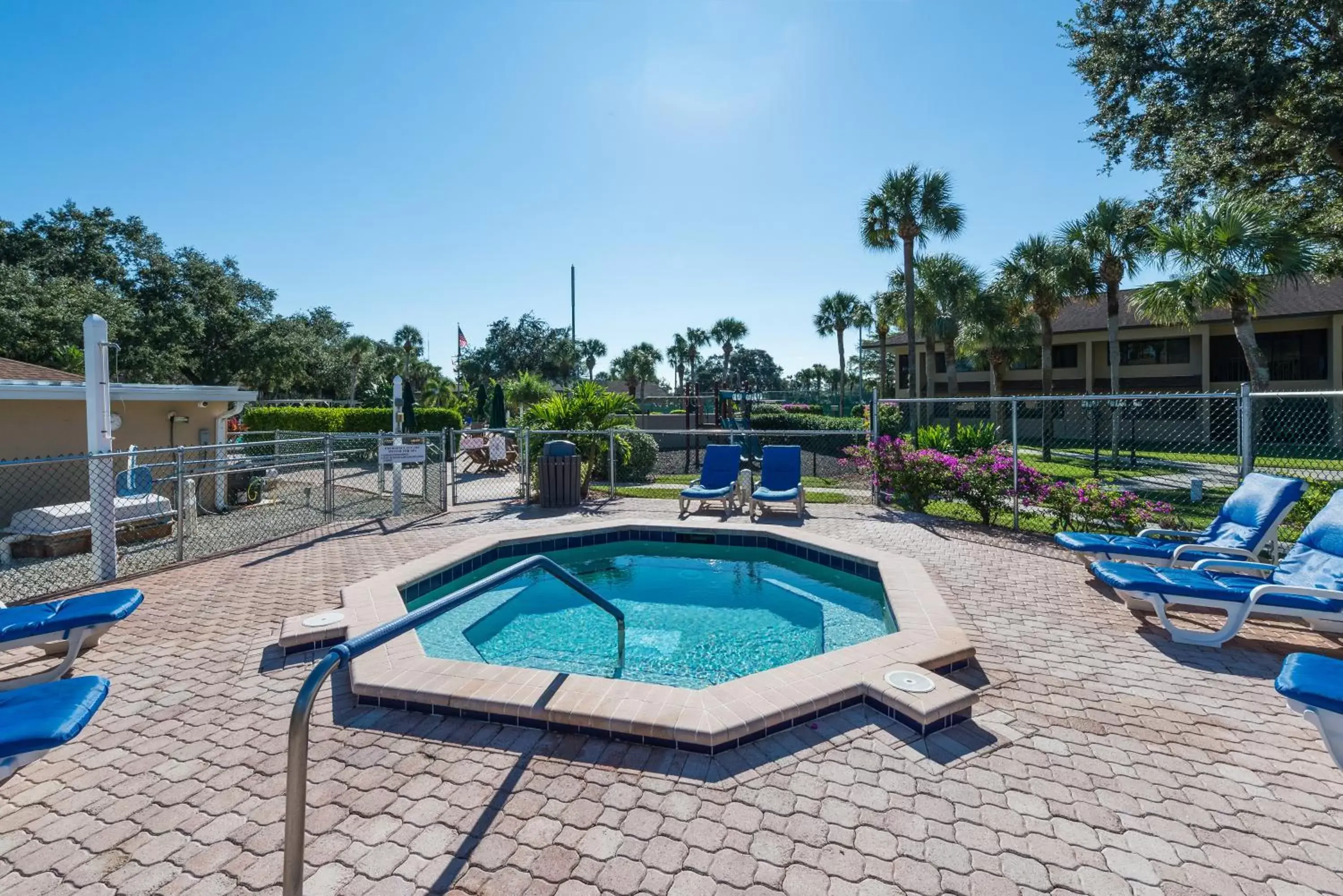 Hot Tub, Swimming Pool in Lehigh Resort Club, a VRI resort