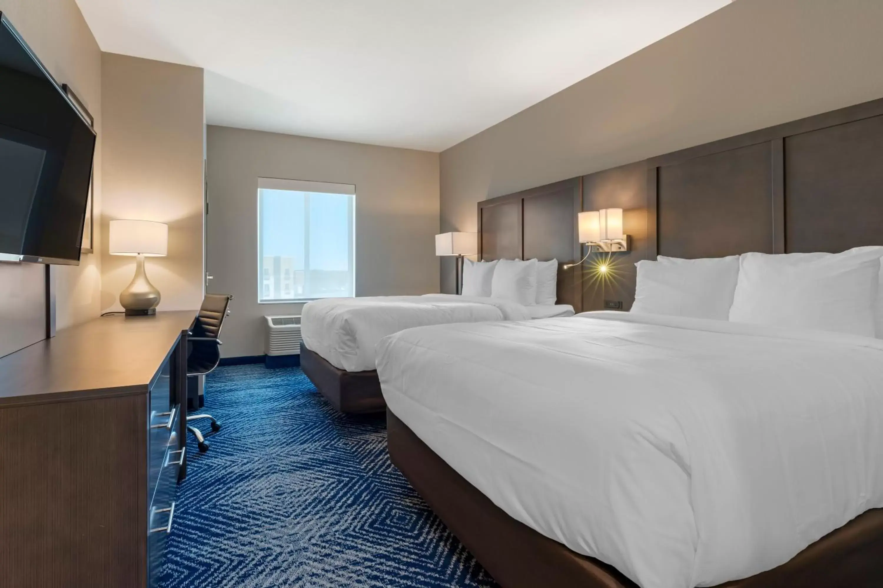 Bedroom, Bed in Comfort Inn & Suites Balch Springs - SE Dallas