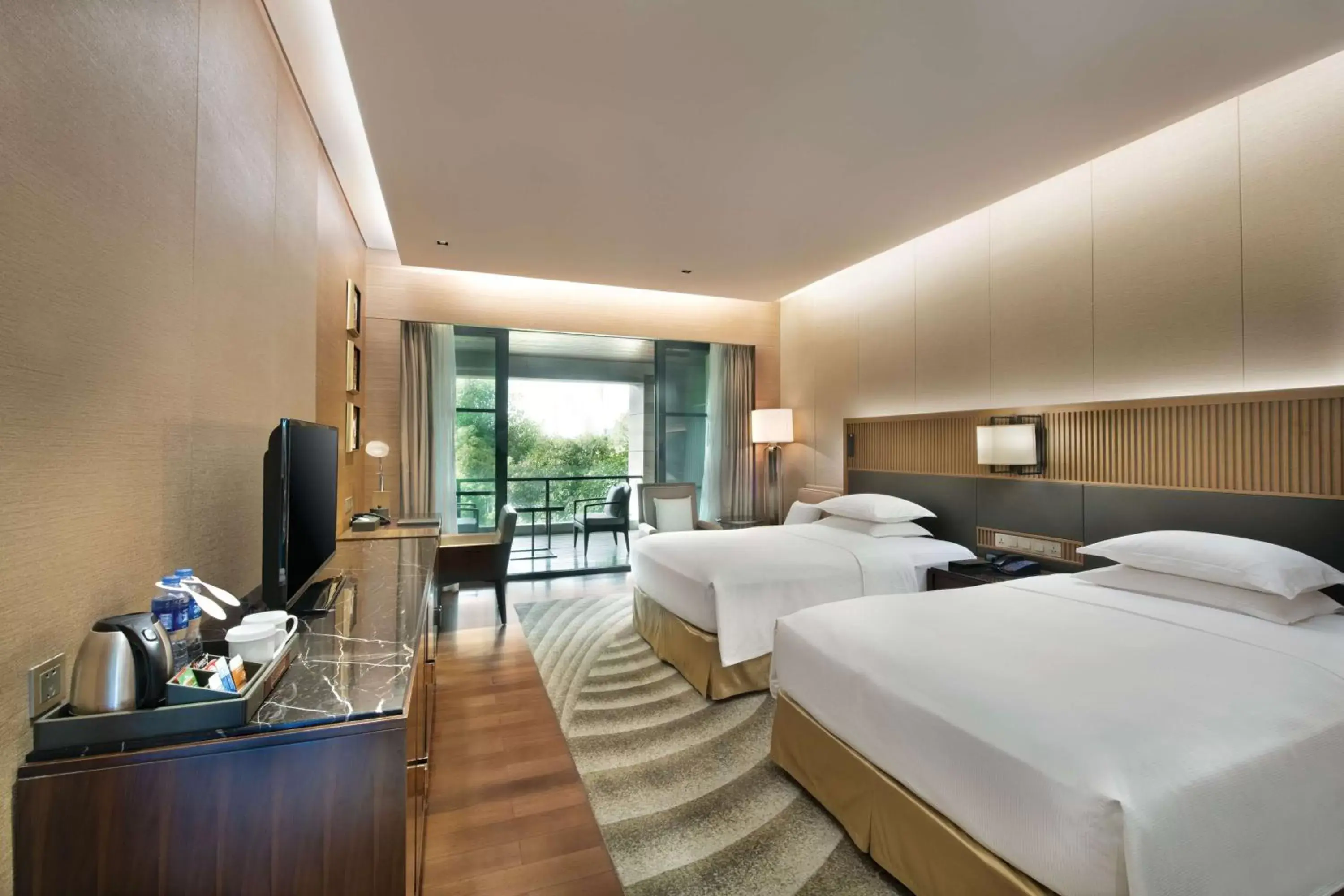 Bedroom in Hilton Wuhan Optics Valley