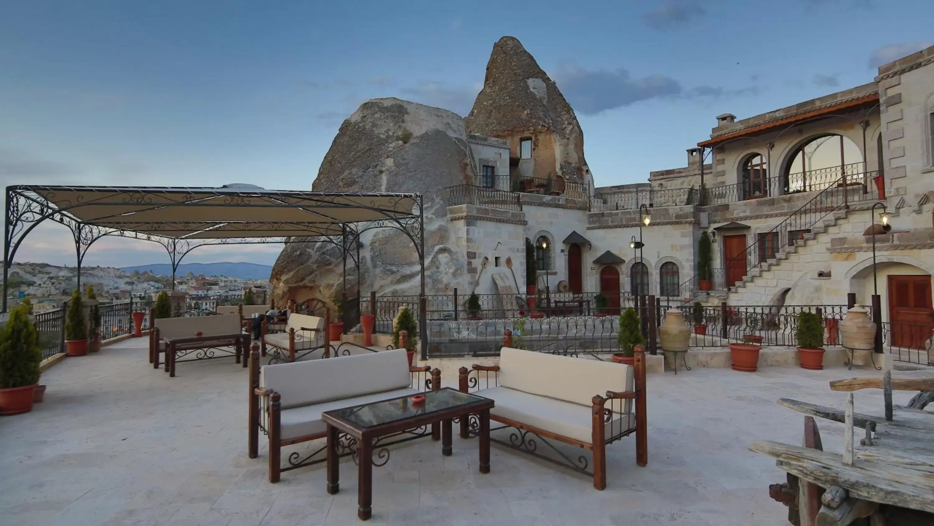 Balcony/Terrace, Winter in Harman Cave Hotel