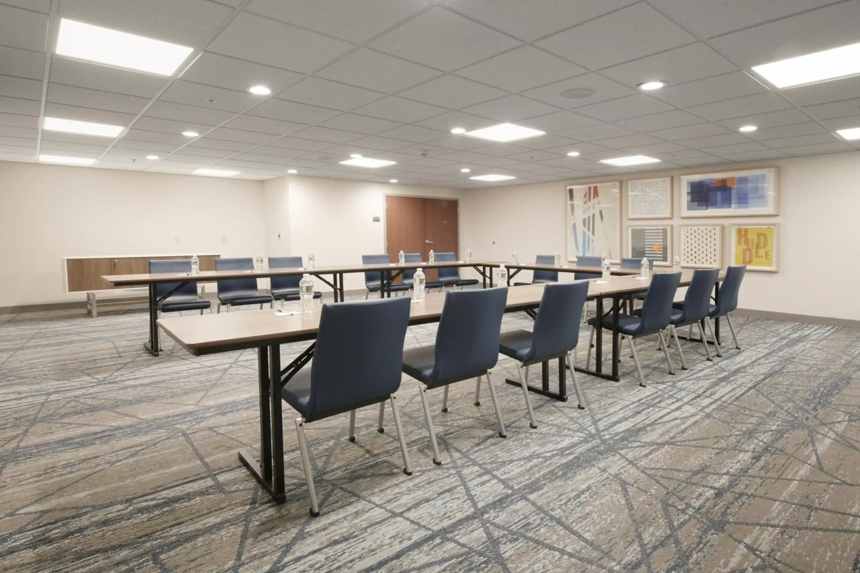 Meeting/conference room in Holiday Inn Express & Suites - Williamstown - Glassboro, an IHG Hotel