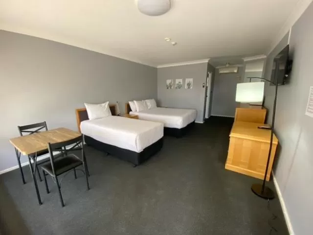 Bed in Old Maitland Inn - Rutherford