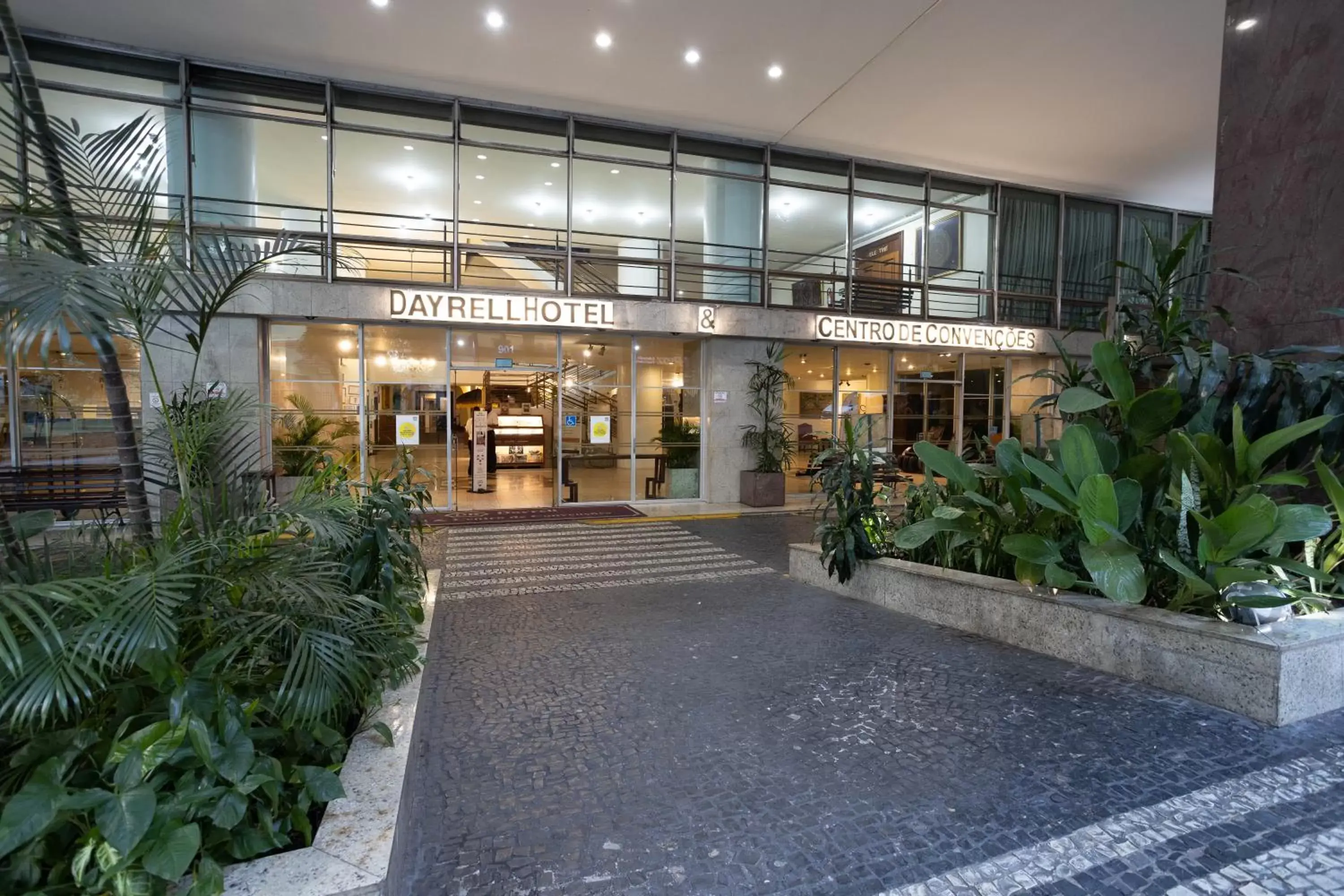 Facade/entrance in Dayrell Hotel e Centro de Convenções Facade/entrance in Dayrell Hotel e Centro de Convenções