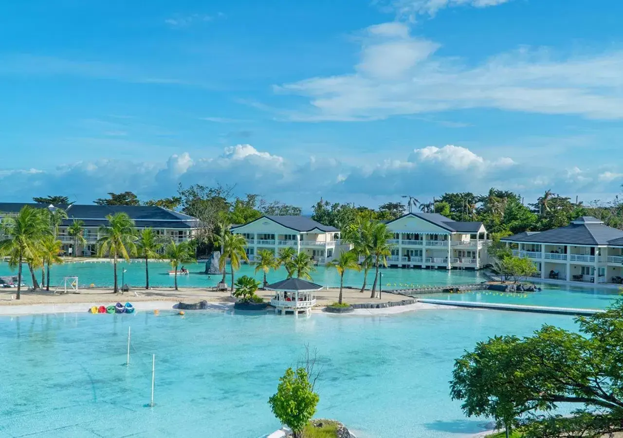 Swimming Pool in Plantation Bay Resort and Spa